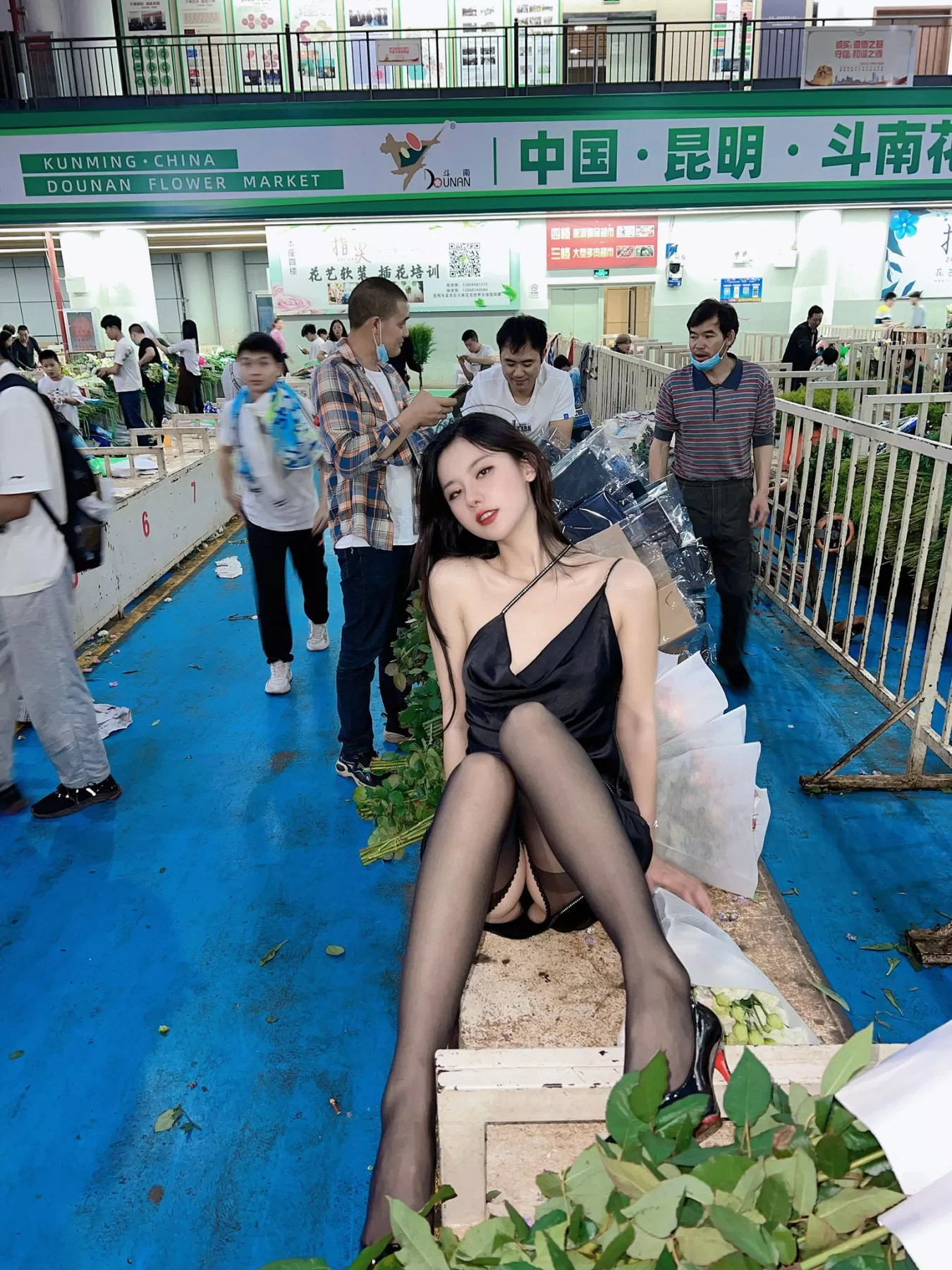 就是阿朱啊 – 微密圈私拍流出图集8 [25P]