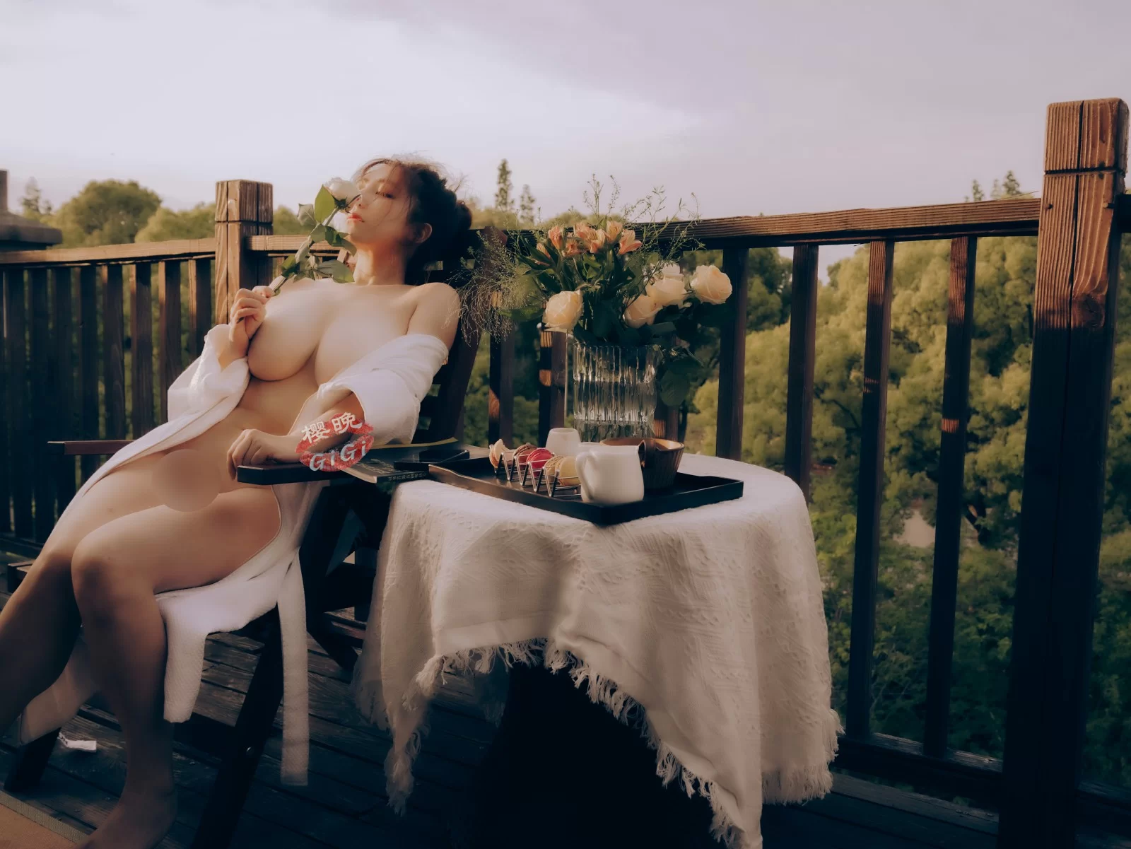 樱晚gigi – 落日的暧昧 [20P]