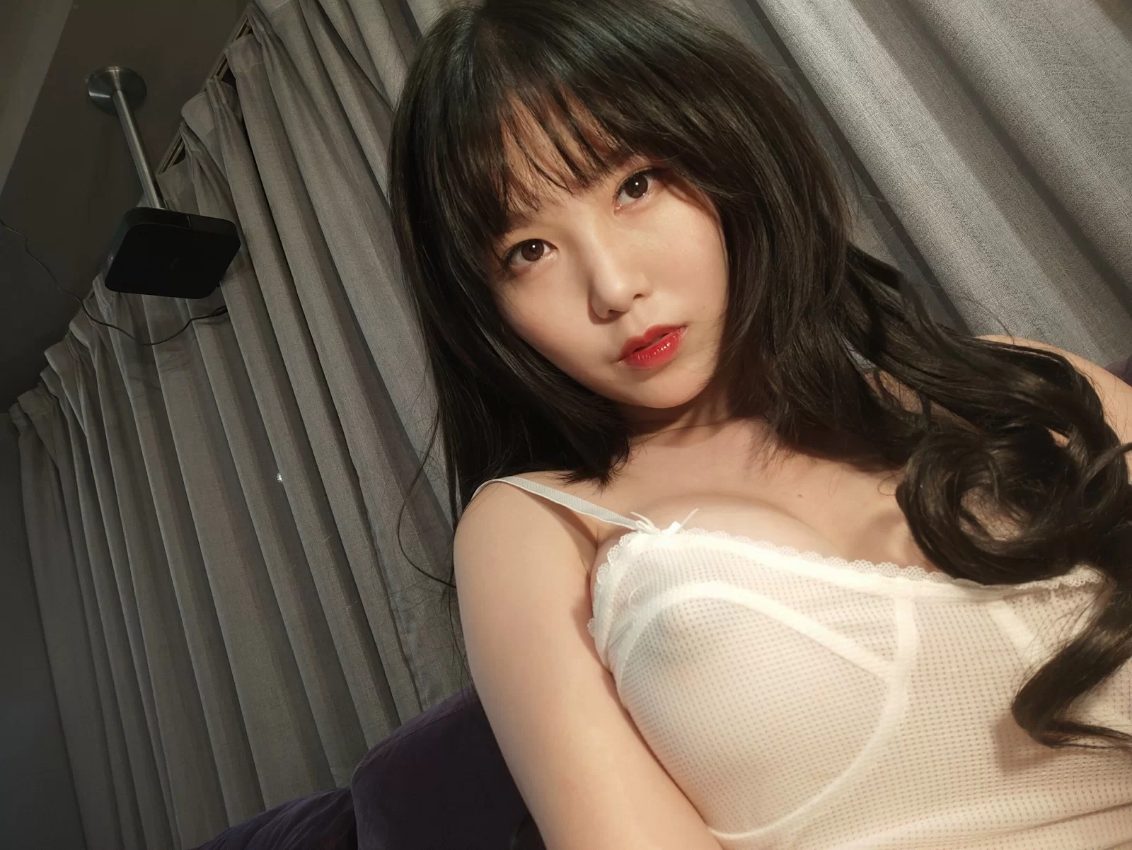 抖娘-利世 – 定制透视吊带自拍 [20P]