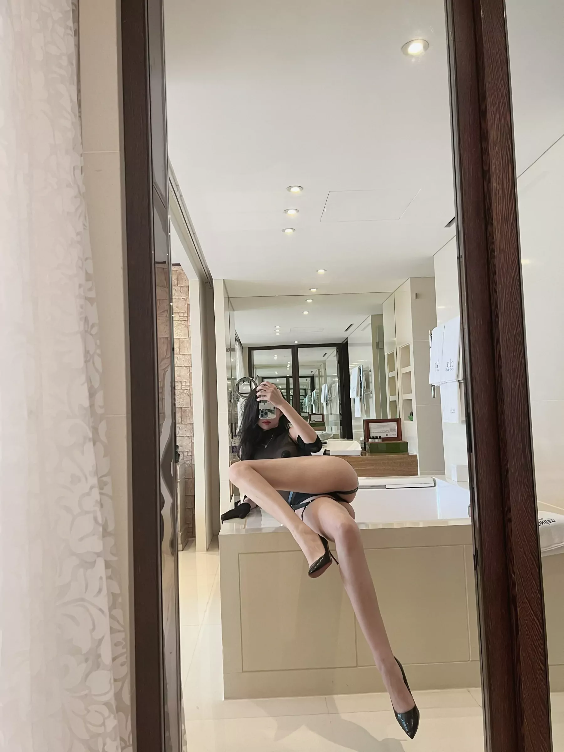 葛征GEZHENG - 黑色透视浴室拍摄 [17P]