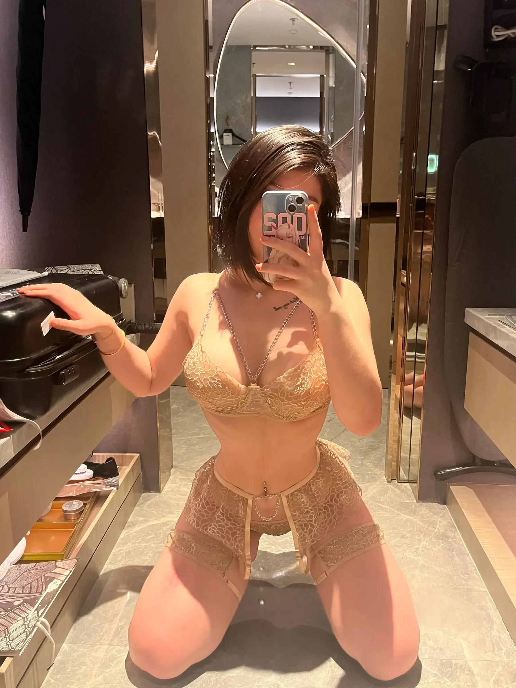 詹詹 – 蕾丝纱质 [38P]