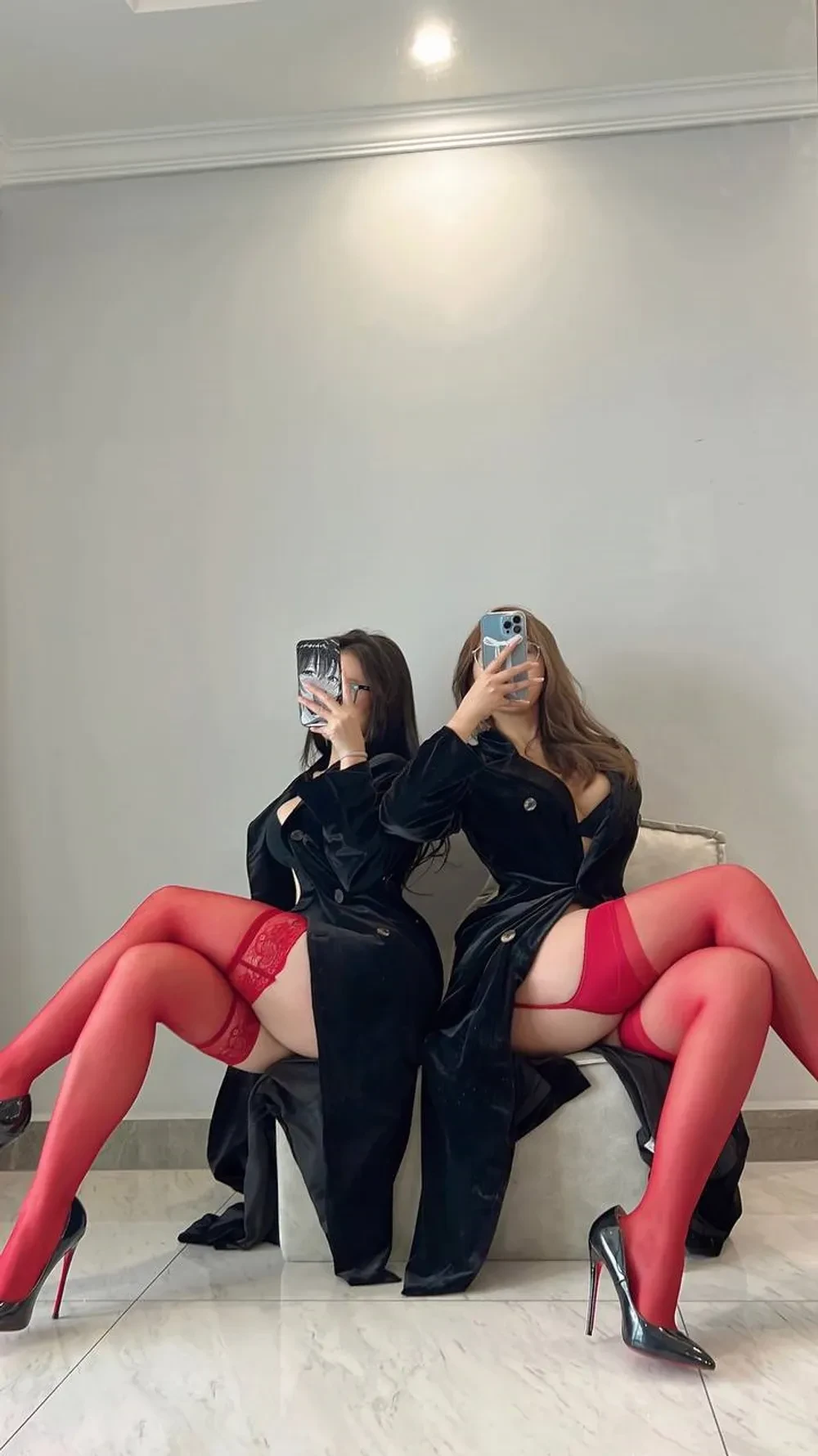 陈大小姐 – 黑和红 [25P]