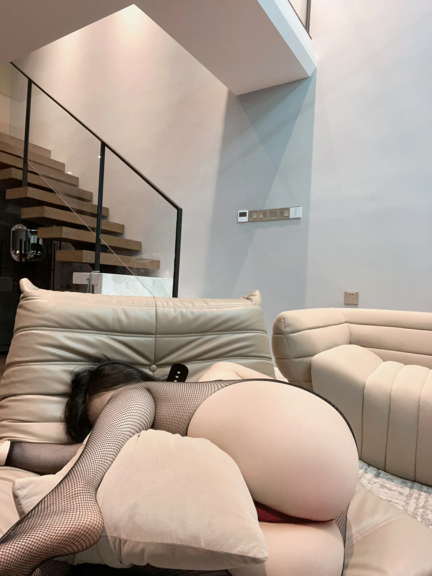 左公子666 – 网洞连体黑丝大辟谷 [50P]