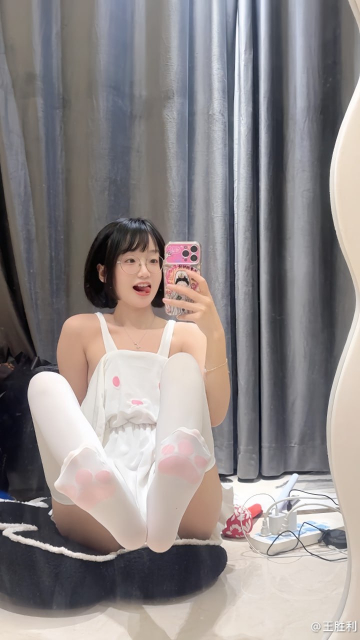 胜利的小生活 - 定制套装系列 [13P]