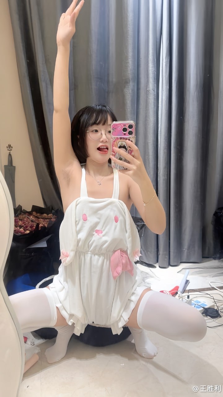 胜利的小生活 - 定制套装系列 [13P]