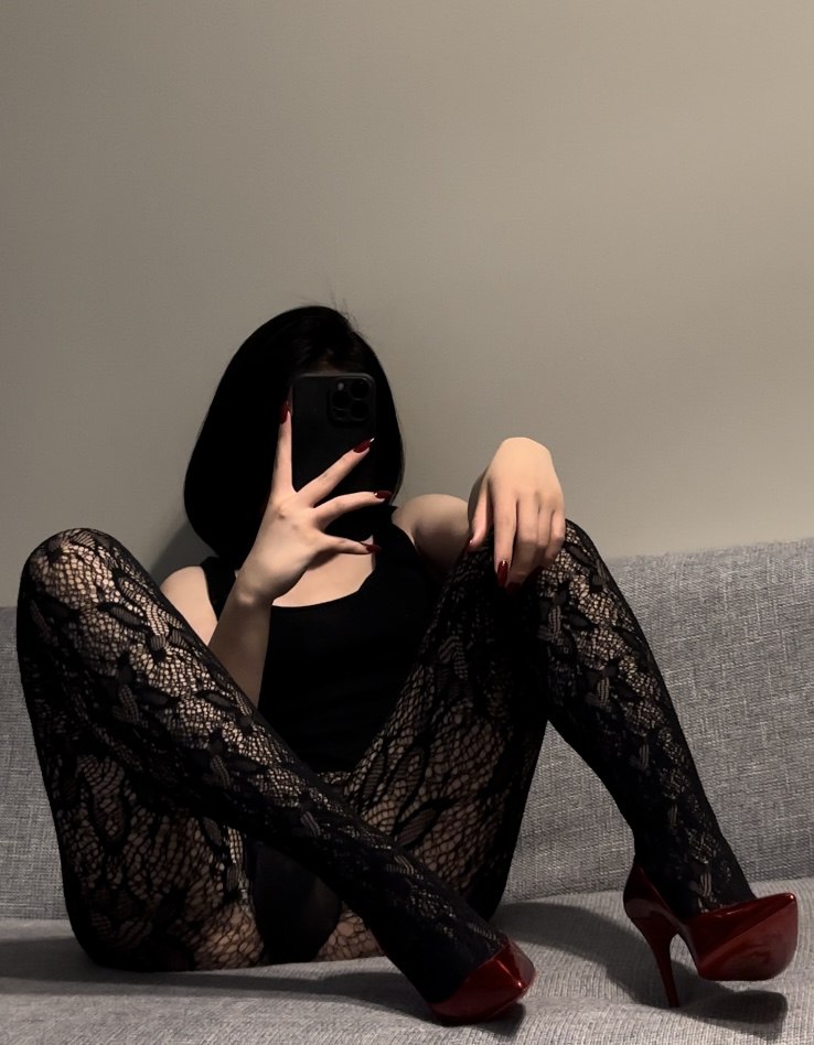 保守的二舅妈 – 欲望蕾丝 [19P]