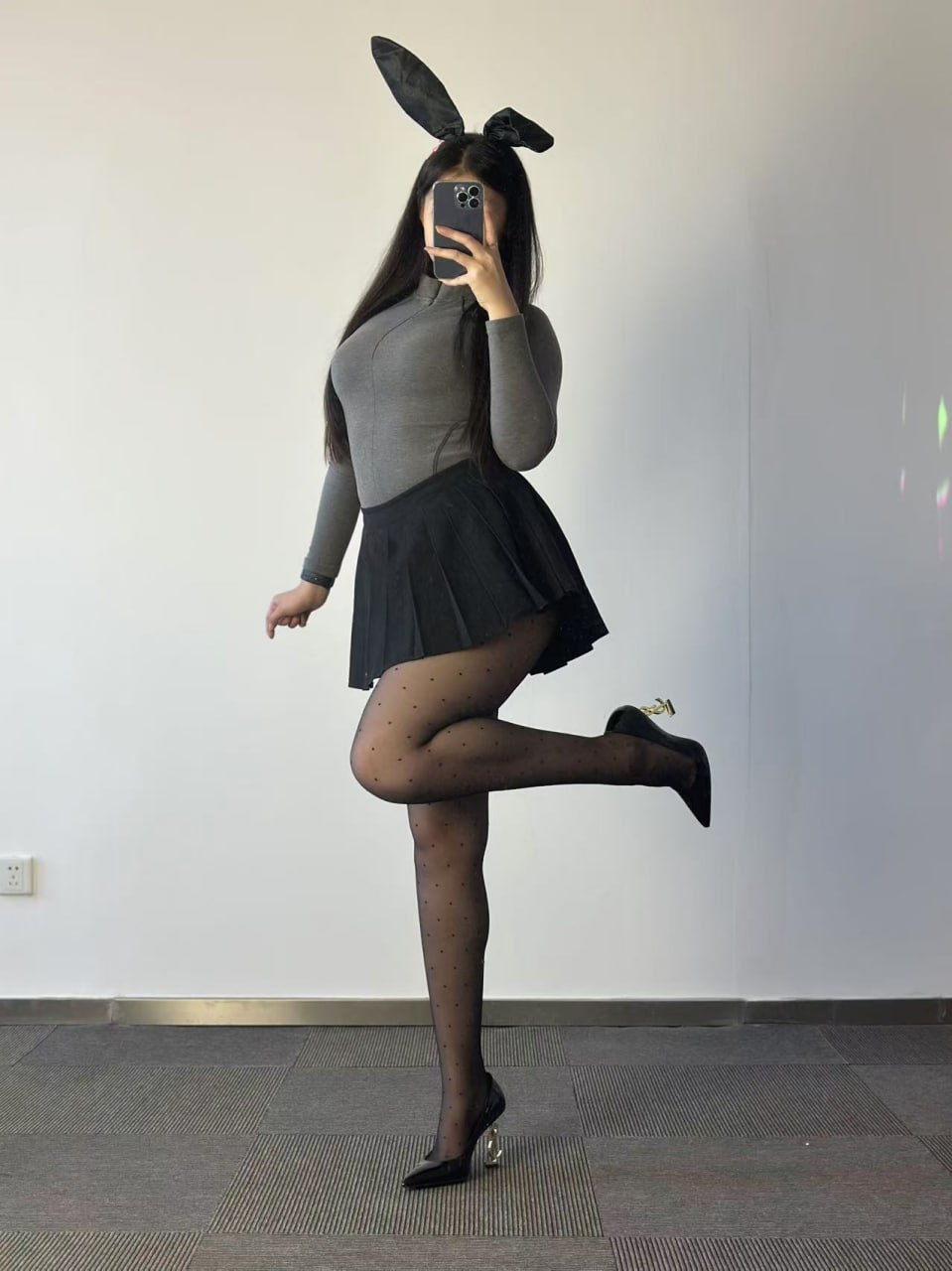 美邵女Baby – 黑丝兔女郎 [76P]