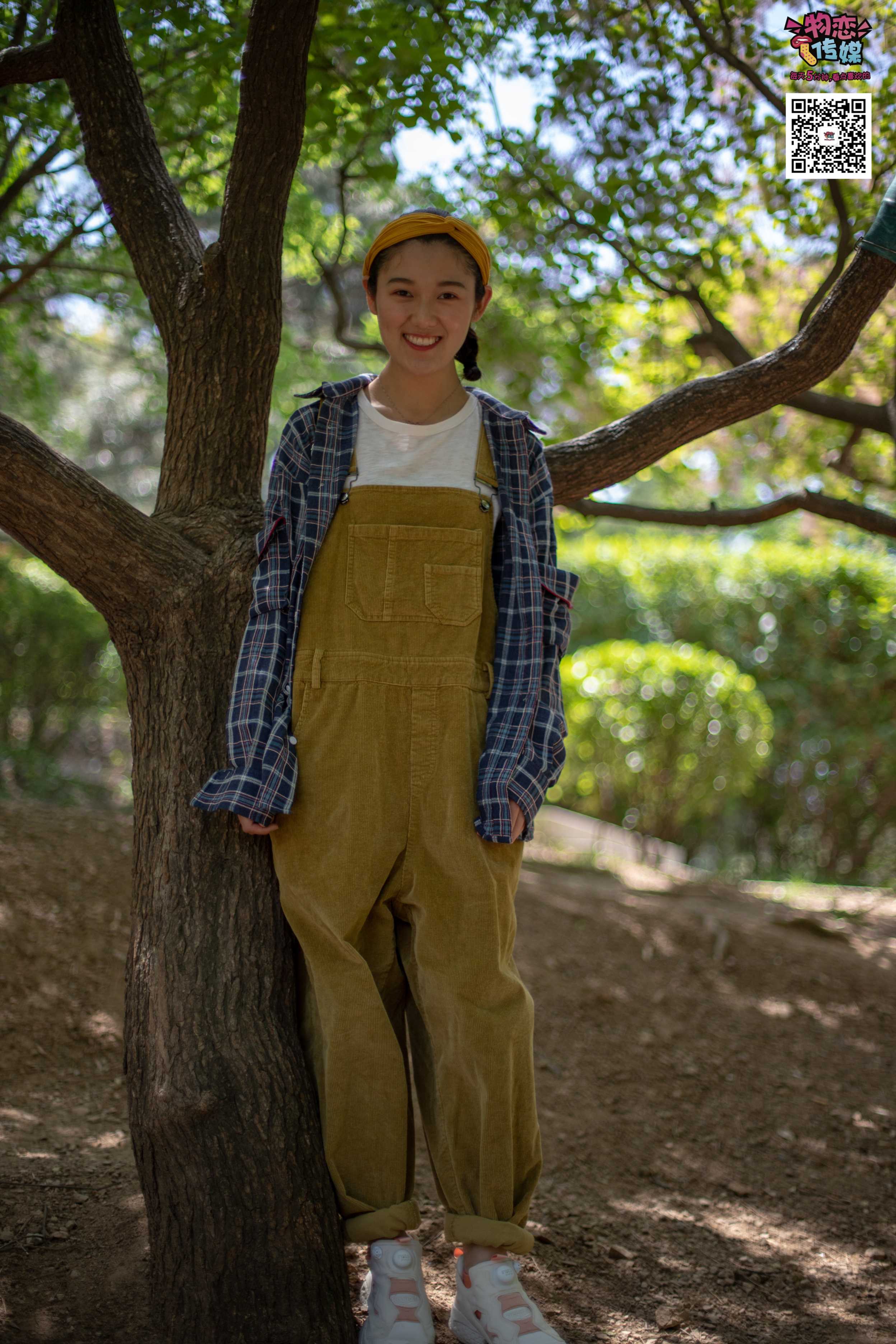 物恋传媒 No.013 气质独特的邻家小妹,粉色小棉袜加白袜哦  [187P+1.22GB]