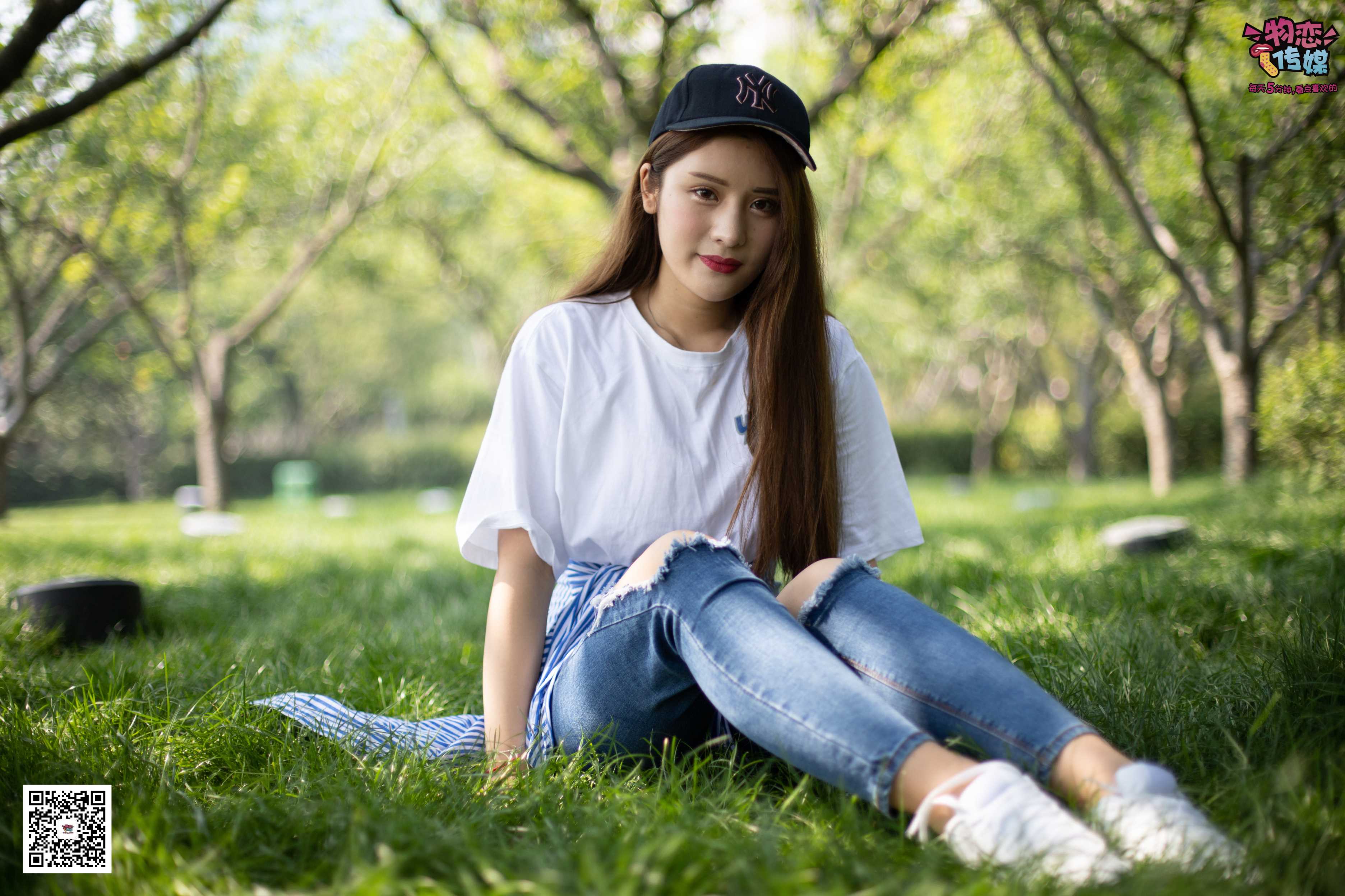 物恋传媒 No.027 棒球帽白色板鞋藏棉袜,清纯运动美少女,今日份的网红小姐姐请收下  [192P+1V2.48GB]