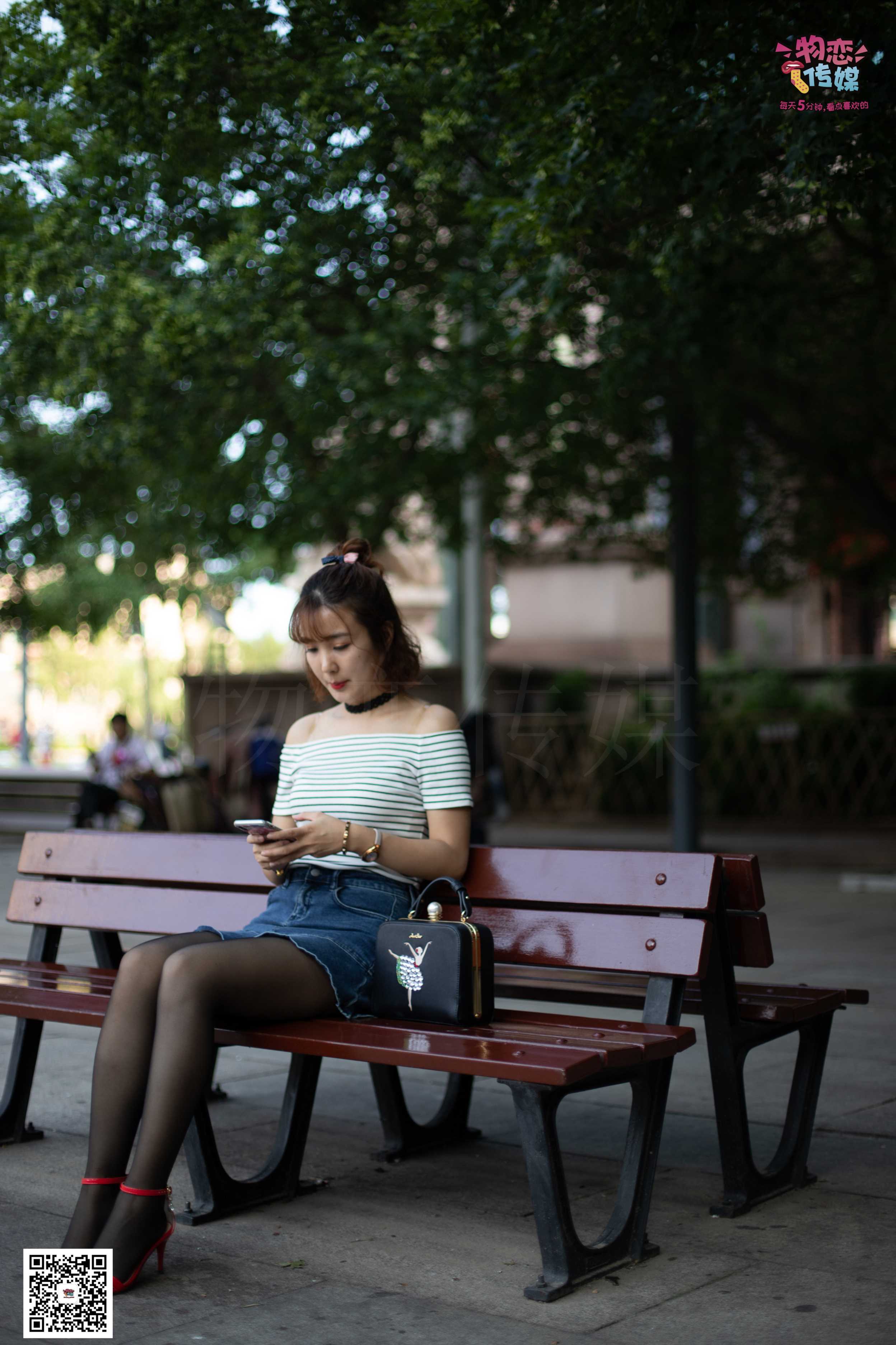 物恋传媒 No.035 星期五正式上线  [129P+1V1.46GB]