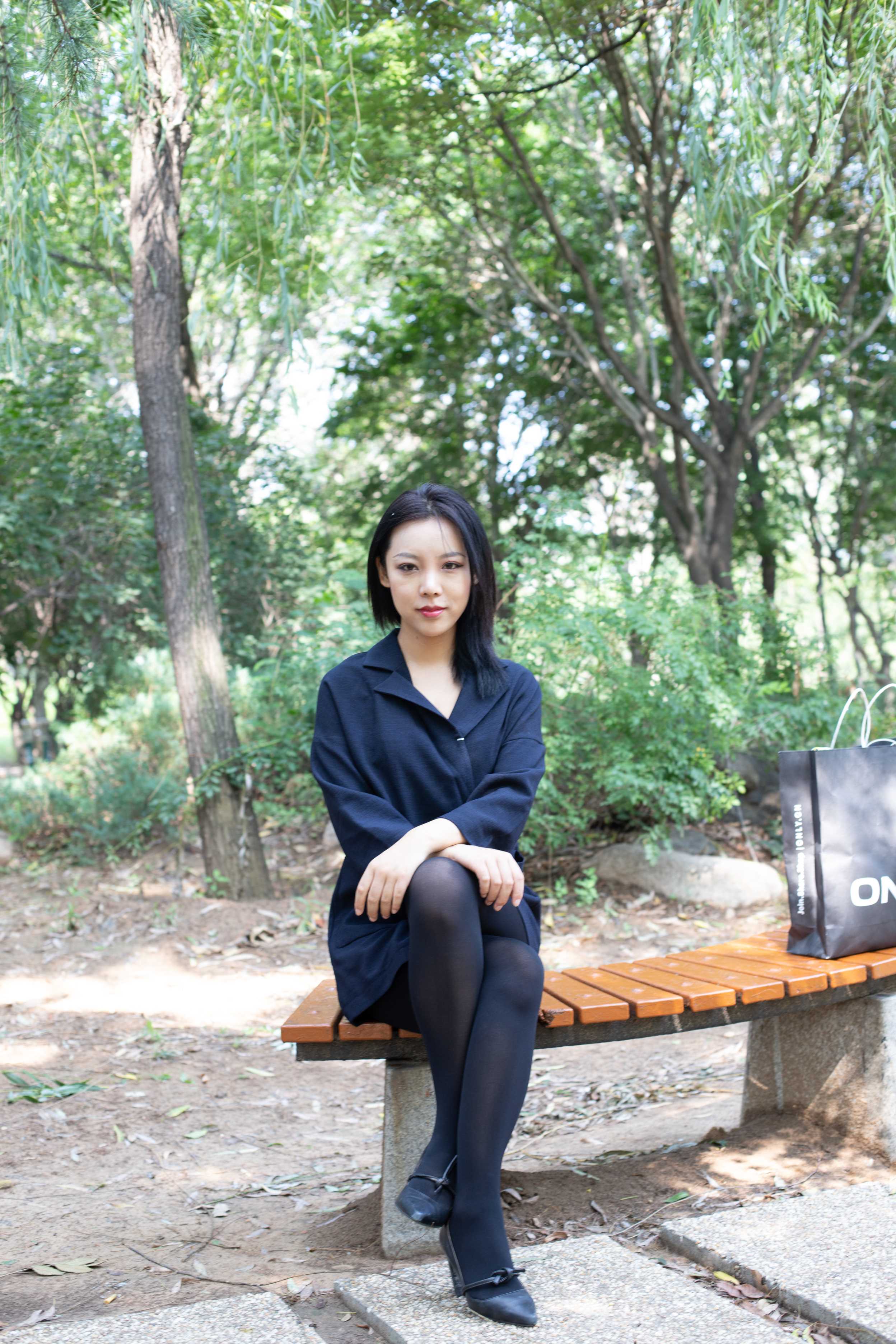 物恋传媒 No.042 霜花冷冽，美人惊艳。高跟配  [148P+1V1.19GB]