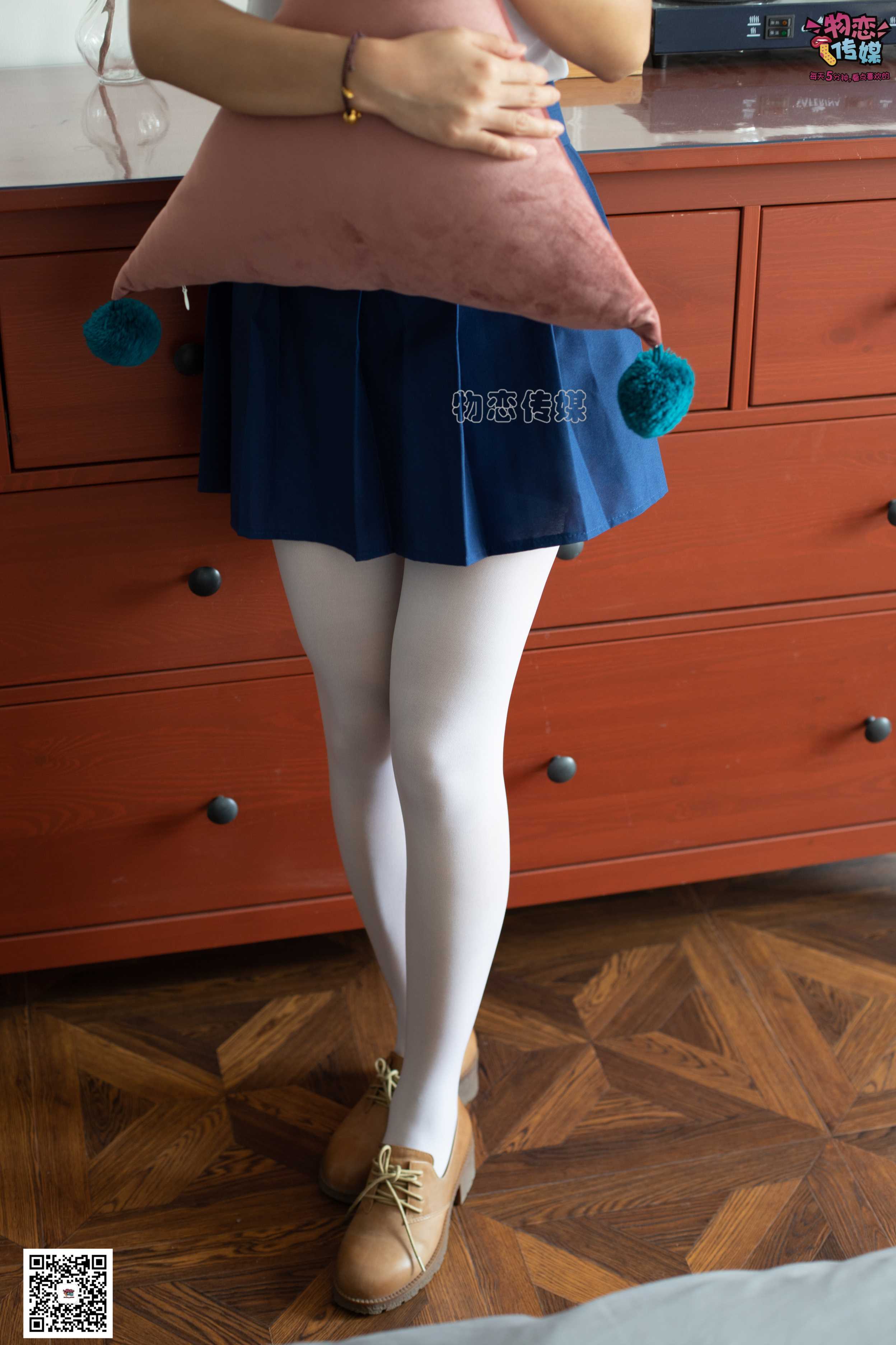 物恋传媒 No.058 没错，我很贪心。一套图40双长筒袜~  [396P+1V3.00GB]