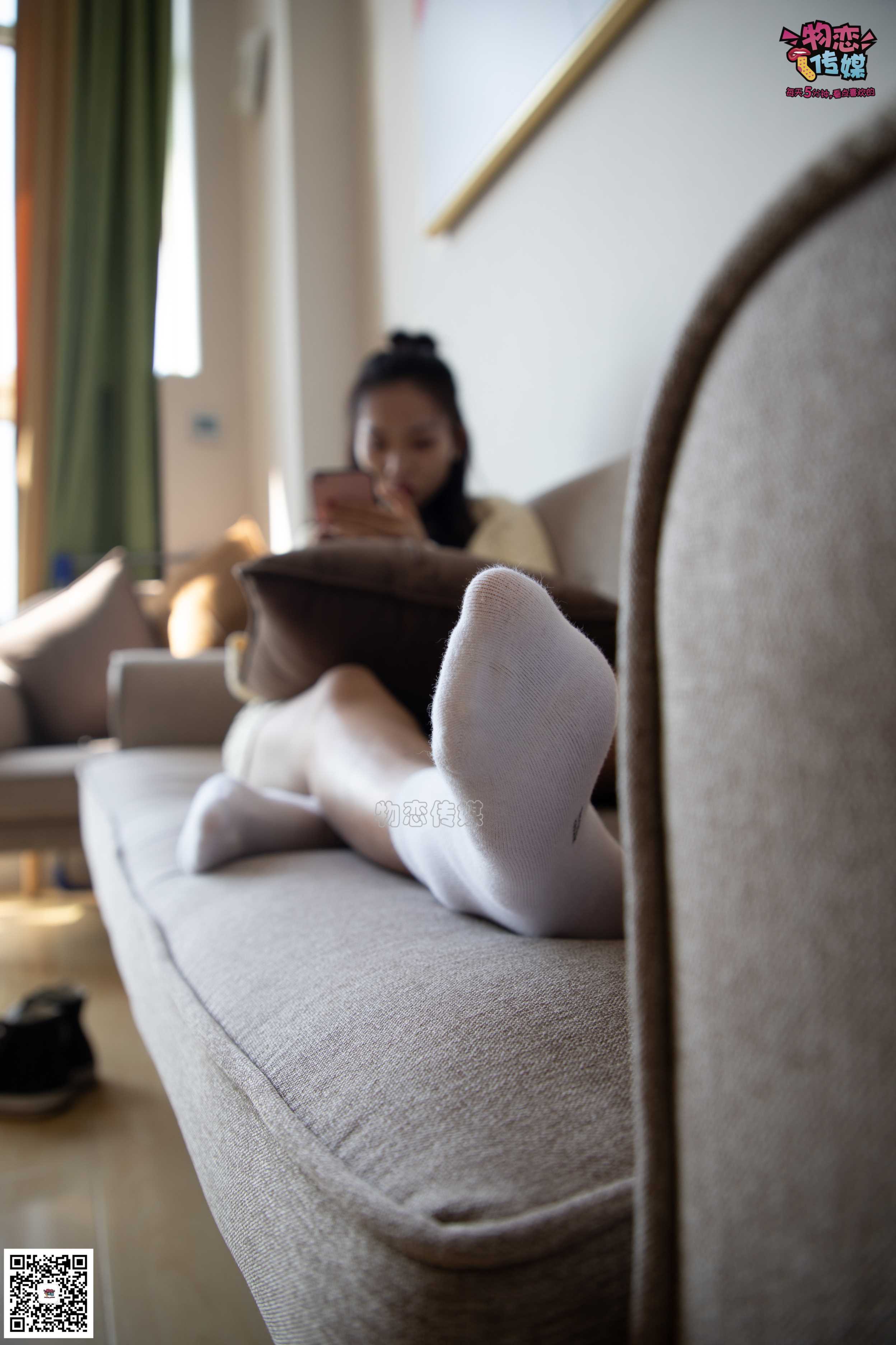 物恋传媒 No.060 匡威,永恒不灭的原创力,配白色棉袜,经典  [119P+1V1.02GB]