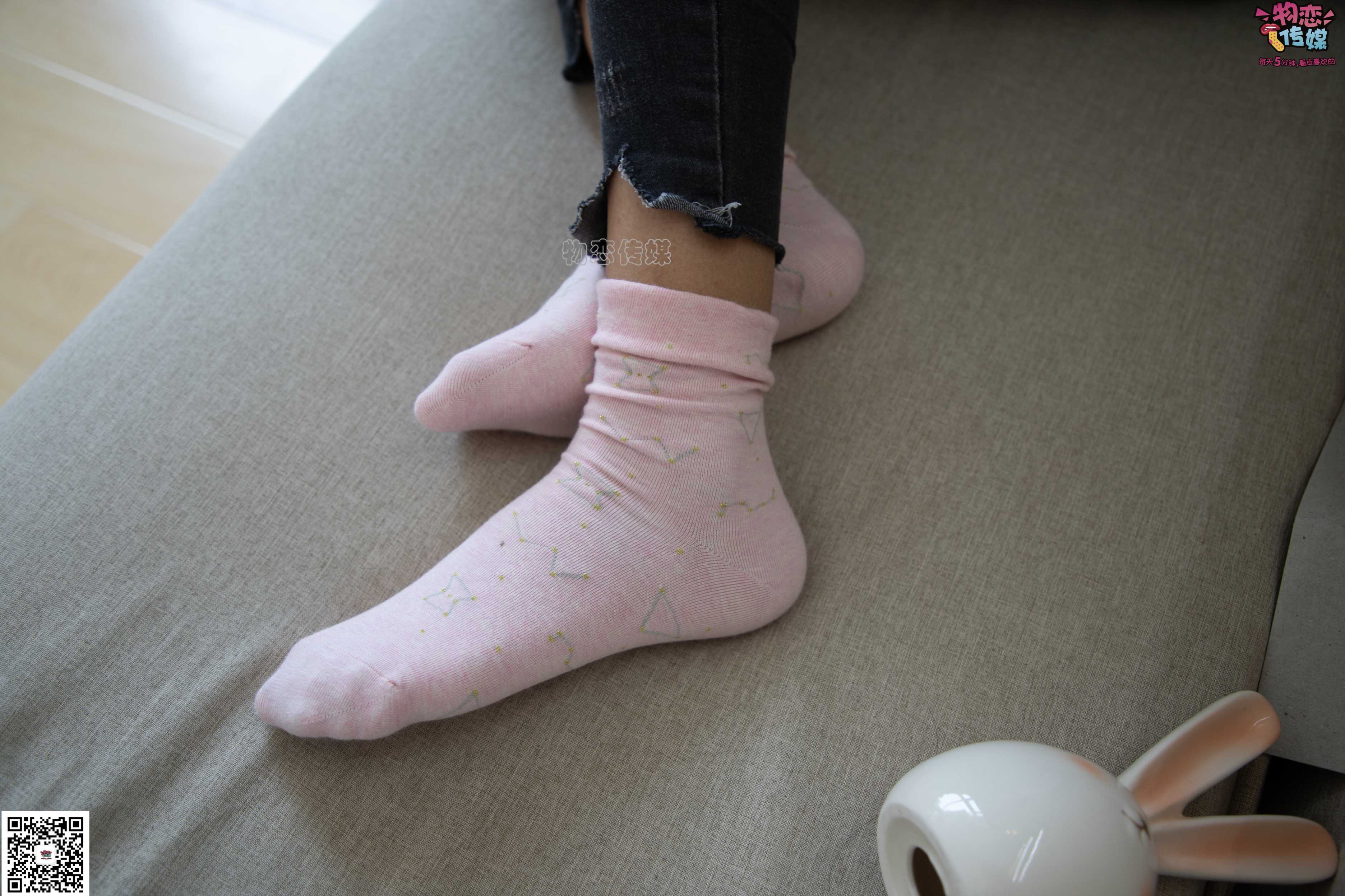 物恋传媒 No.069 小兔子乖乖，你来猜猜  [139P+1V864MB]