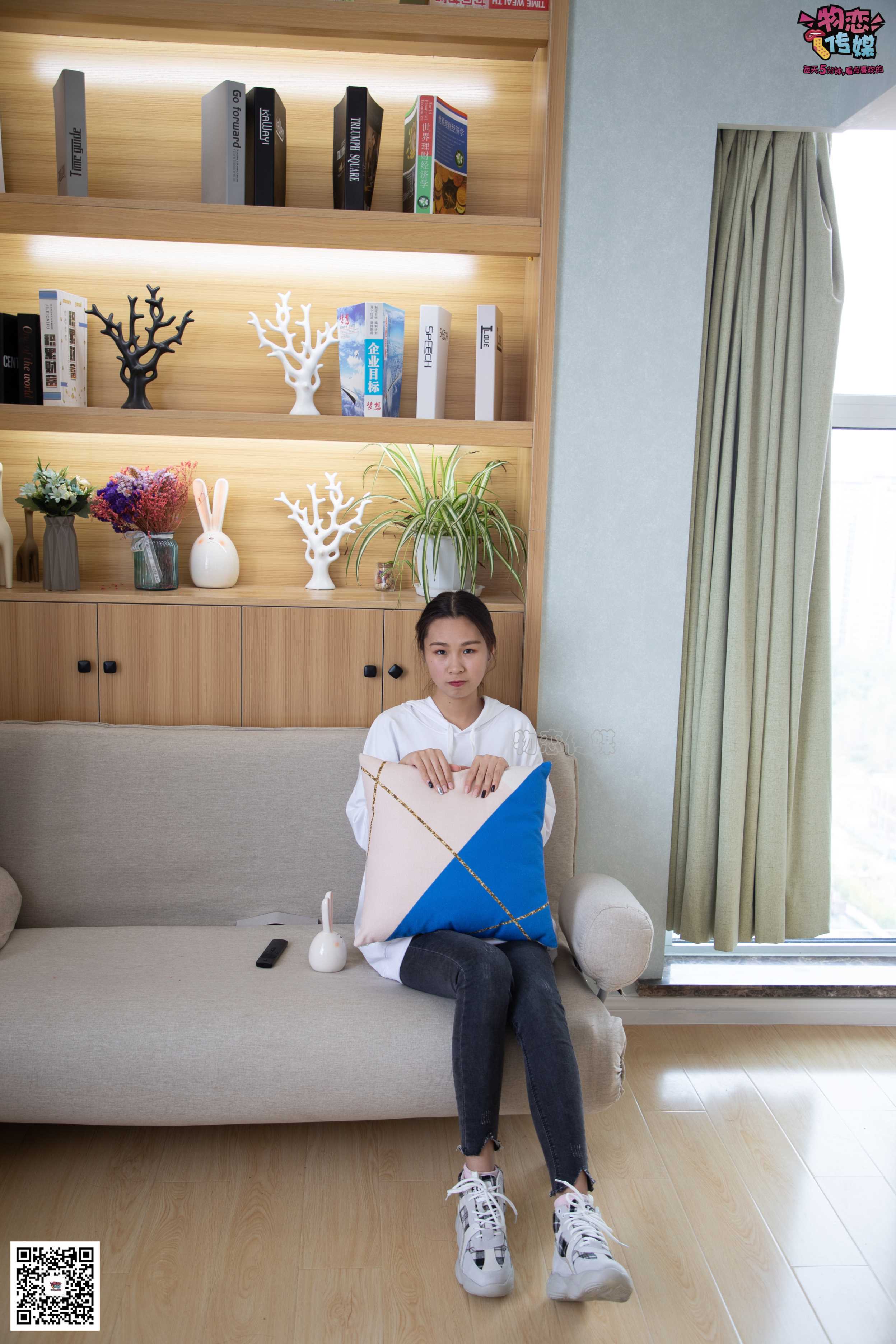 物恋传媒 No.069 小兔子乖乖，你来猜猜  [139P+1V864MB]