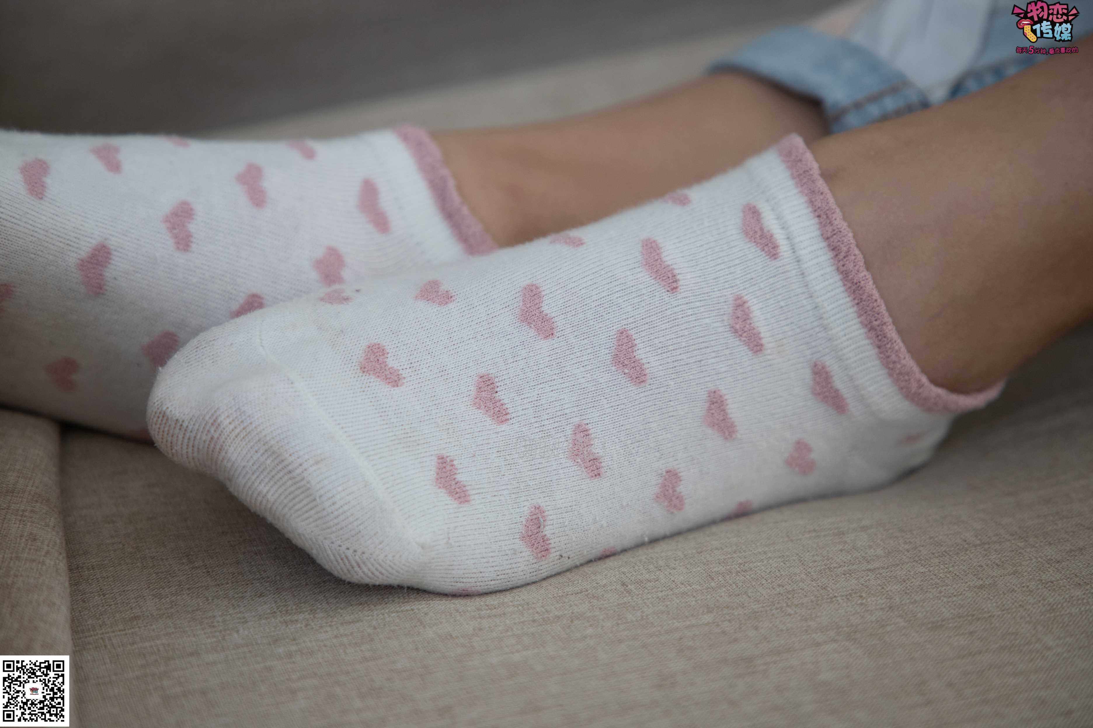 物恋传媒 No.071 可爱小姐姐搭配白色nike板鞋  [171P+1V1.40GB]