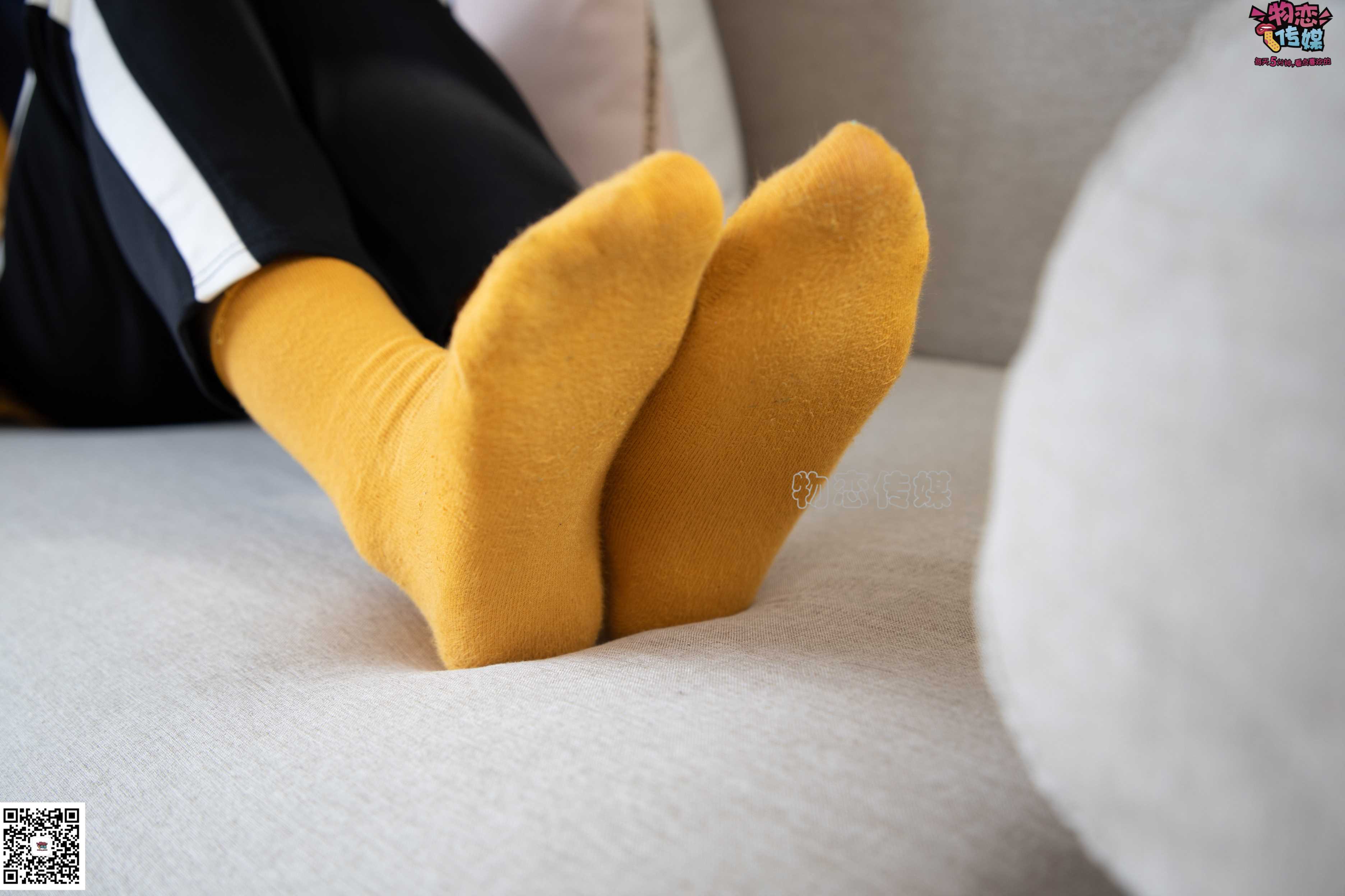 物恋传媒 No.083 思薇-暖棉袜与马丁靴  [142P+1V910MB]