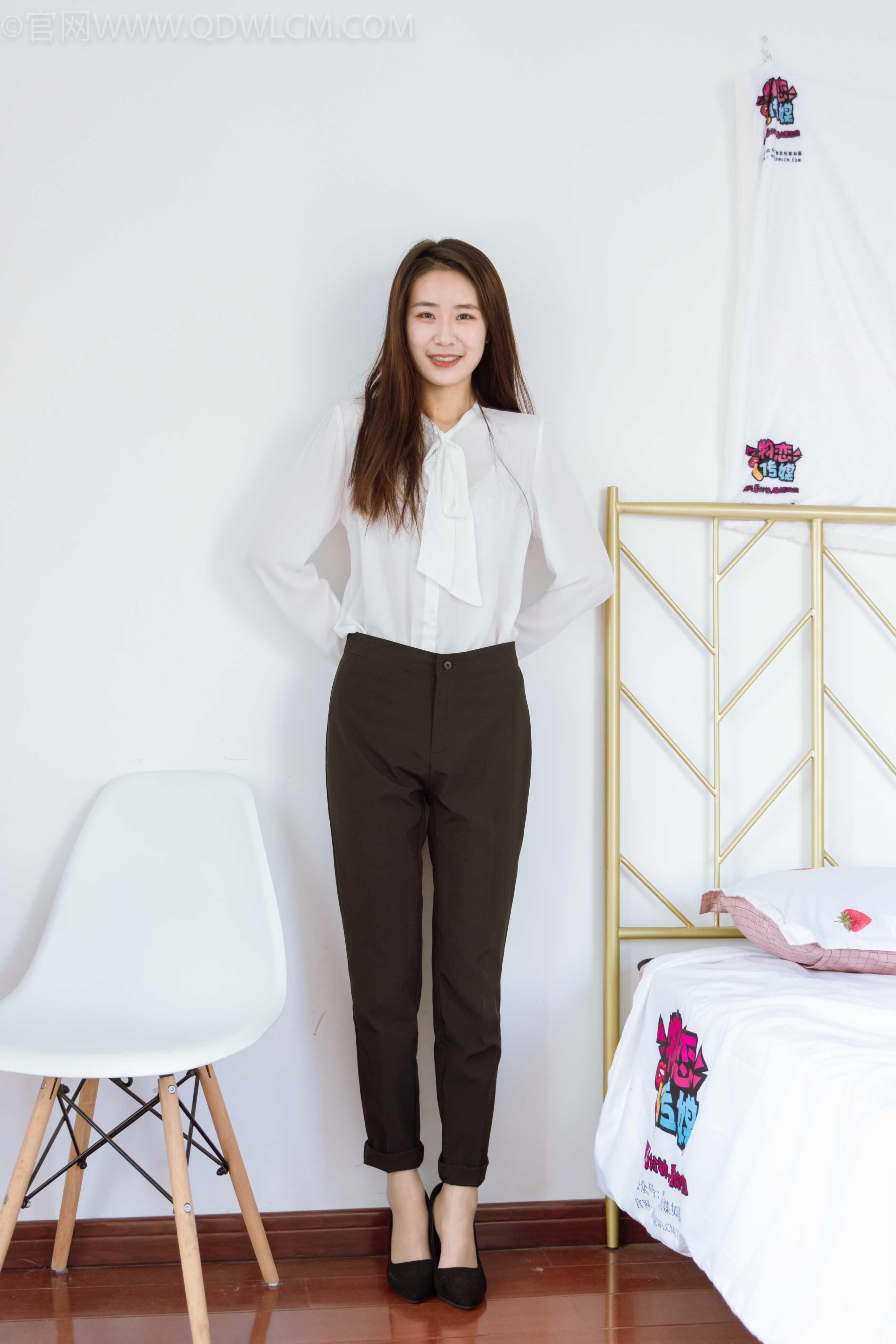 物恋传媒 NO.1002 菜菜 [140P+1V／4.65GB]