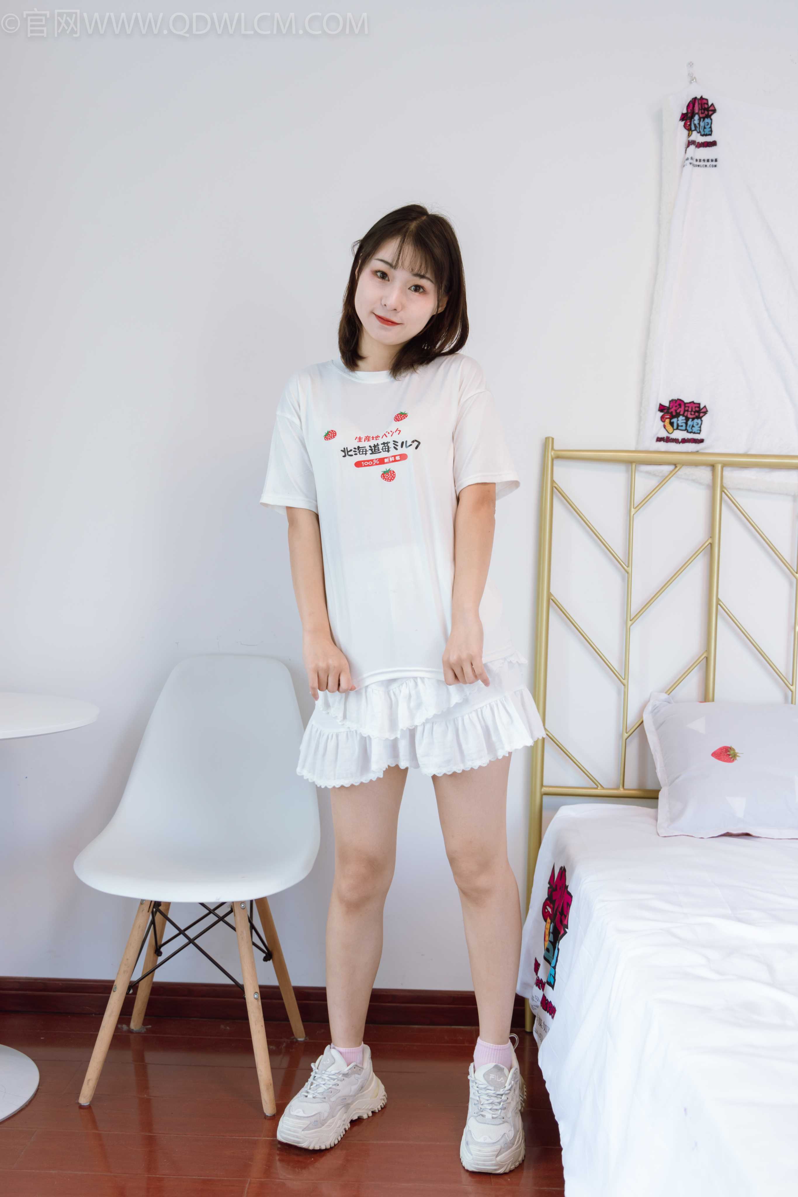 物恋传媒 NO.1019 月心-运动鞋、棉袜、 [147P+1V／3.99GB]