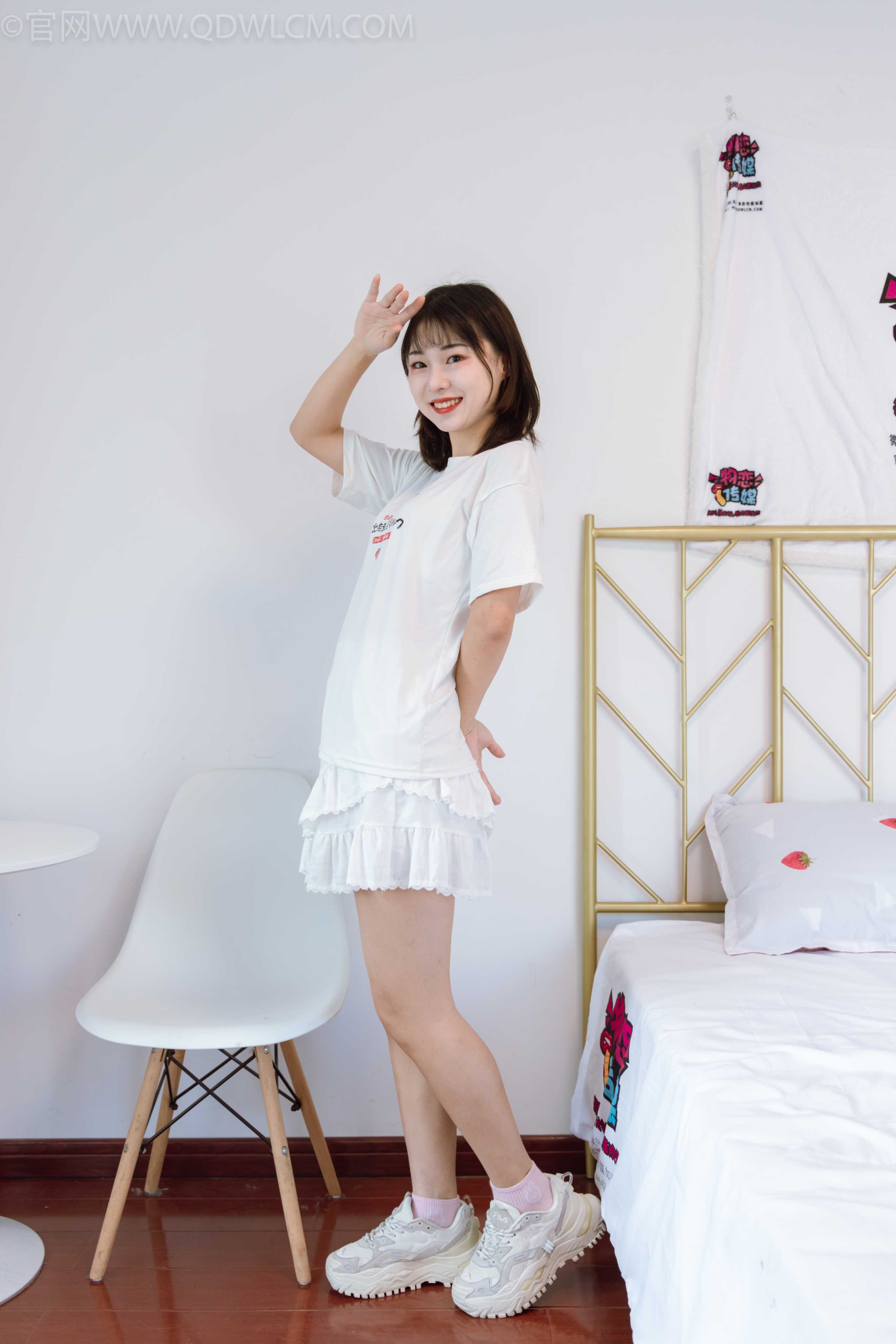 物恋传媒 NO.1019 月心-运动鞋、棉袜、 [147P+1V／3.99GB]