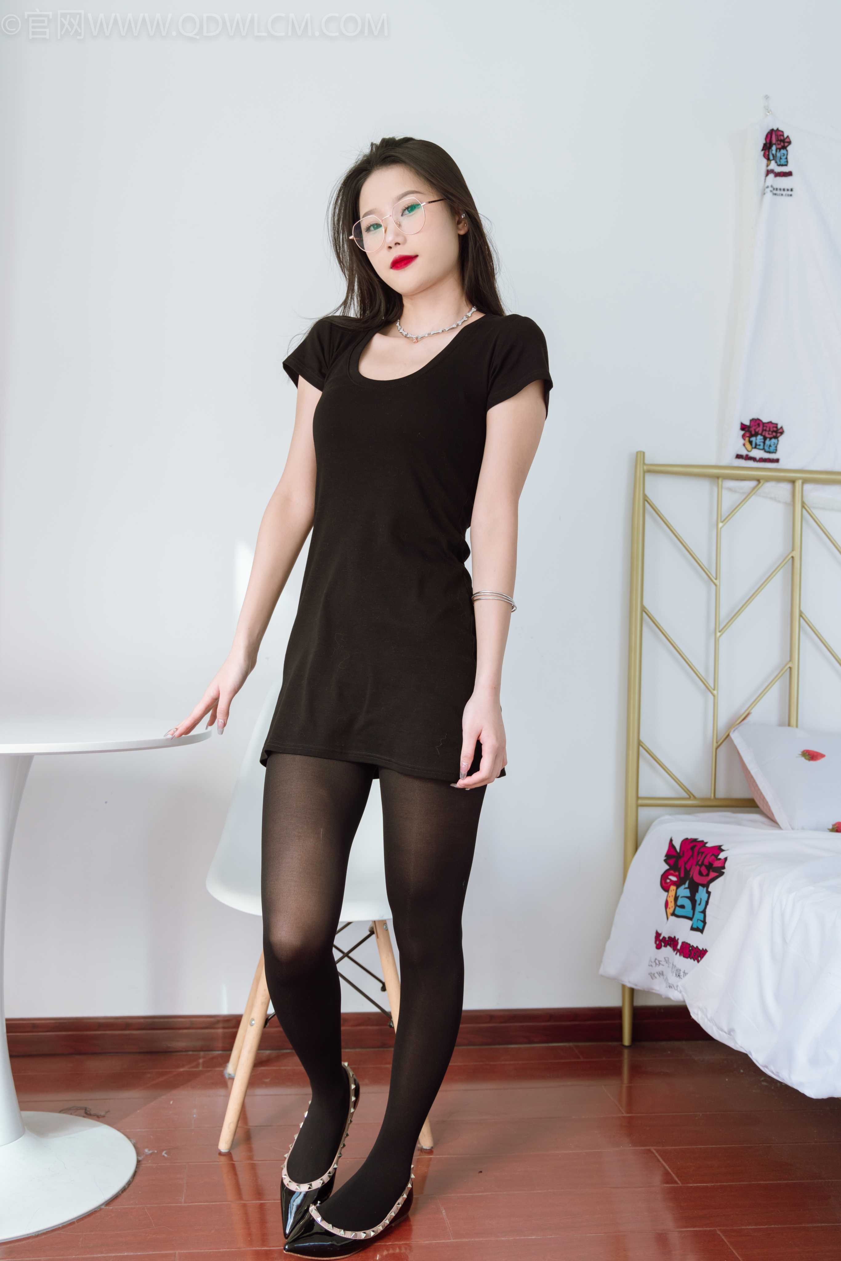 物恋传媒 NO.1039 小竹-H白之恋 [143P+1V／4.17GB]