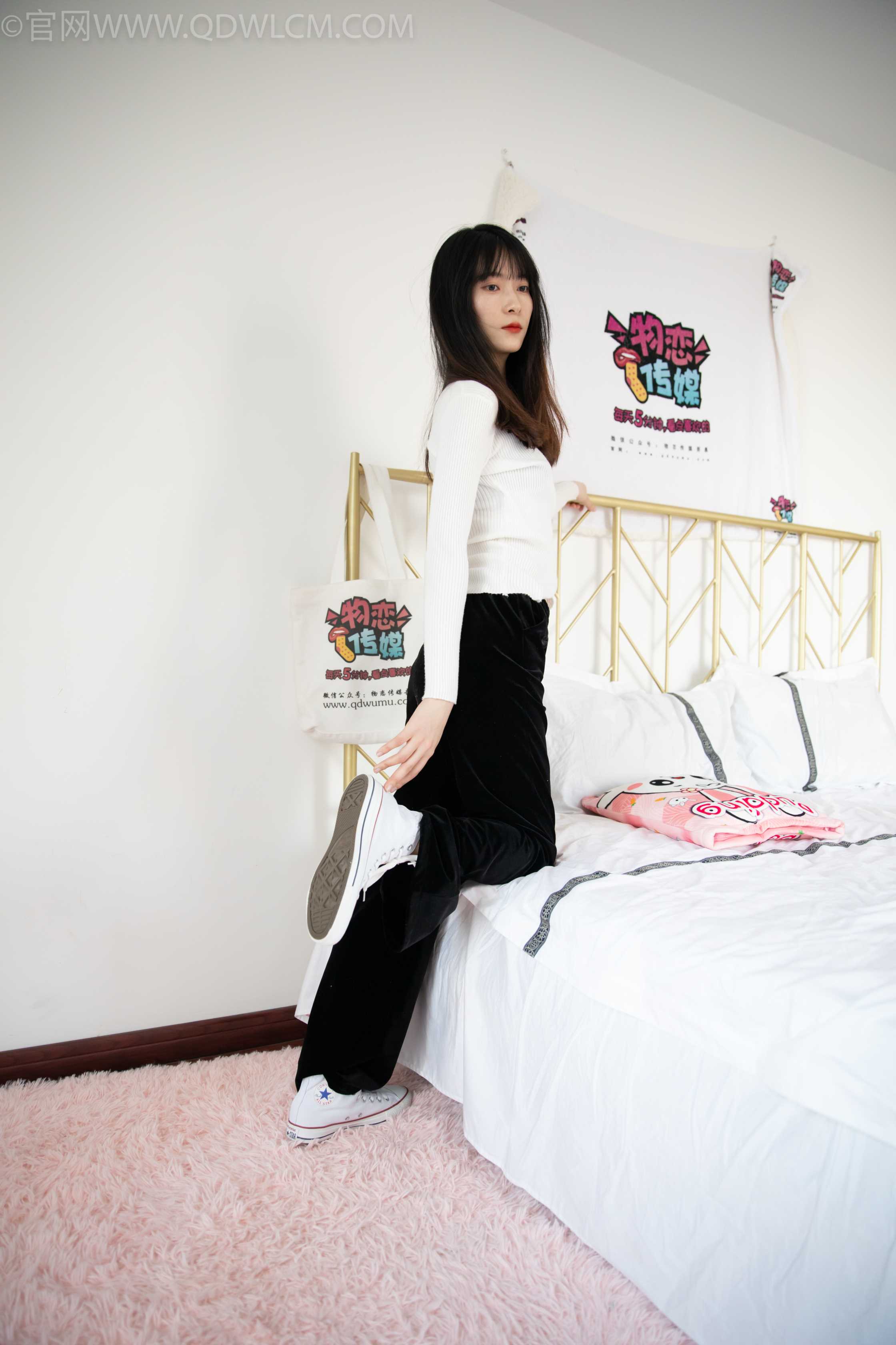 物恋传媒 NO.1040 猫耳-白色精灵 [157P+1V／4.37GB]