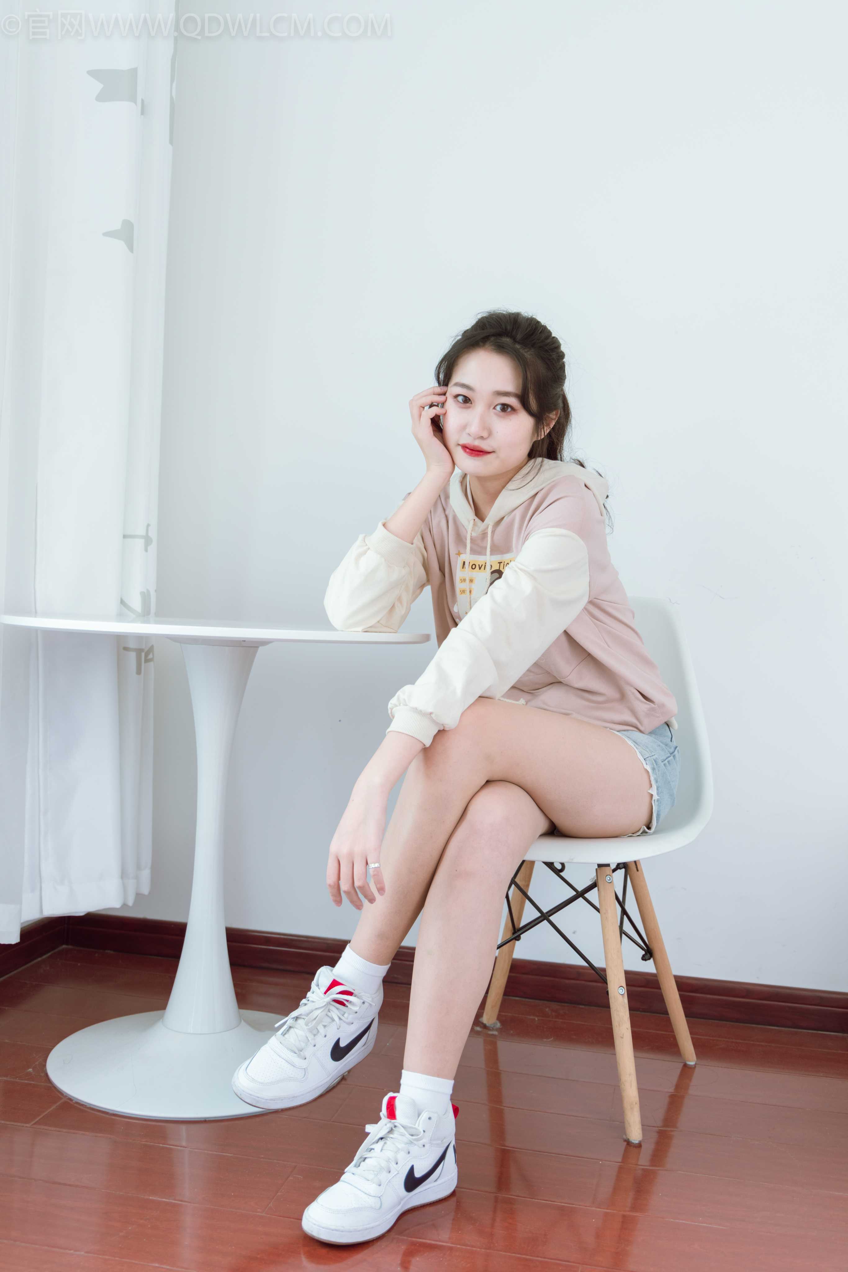 物恋传媒 NO.1042 小敏-迷失过往 [148P+1V／3.32GB]