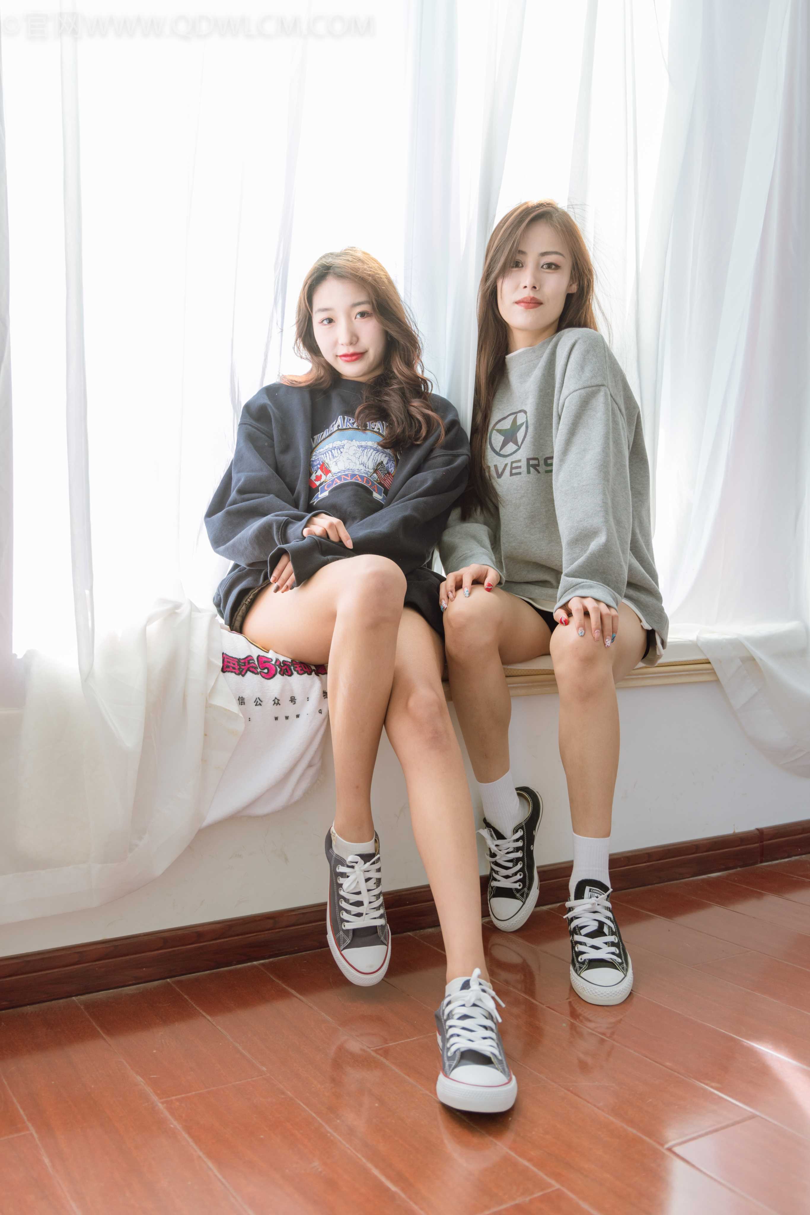 物恋传媒 NO.1043 闺蜜-笑靥如花 [140P+1V／3.99GB]