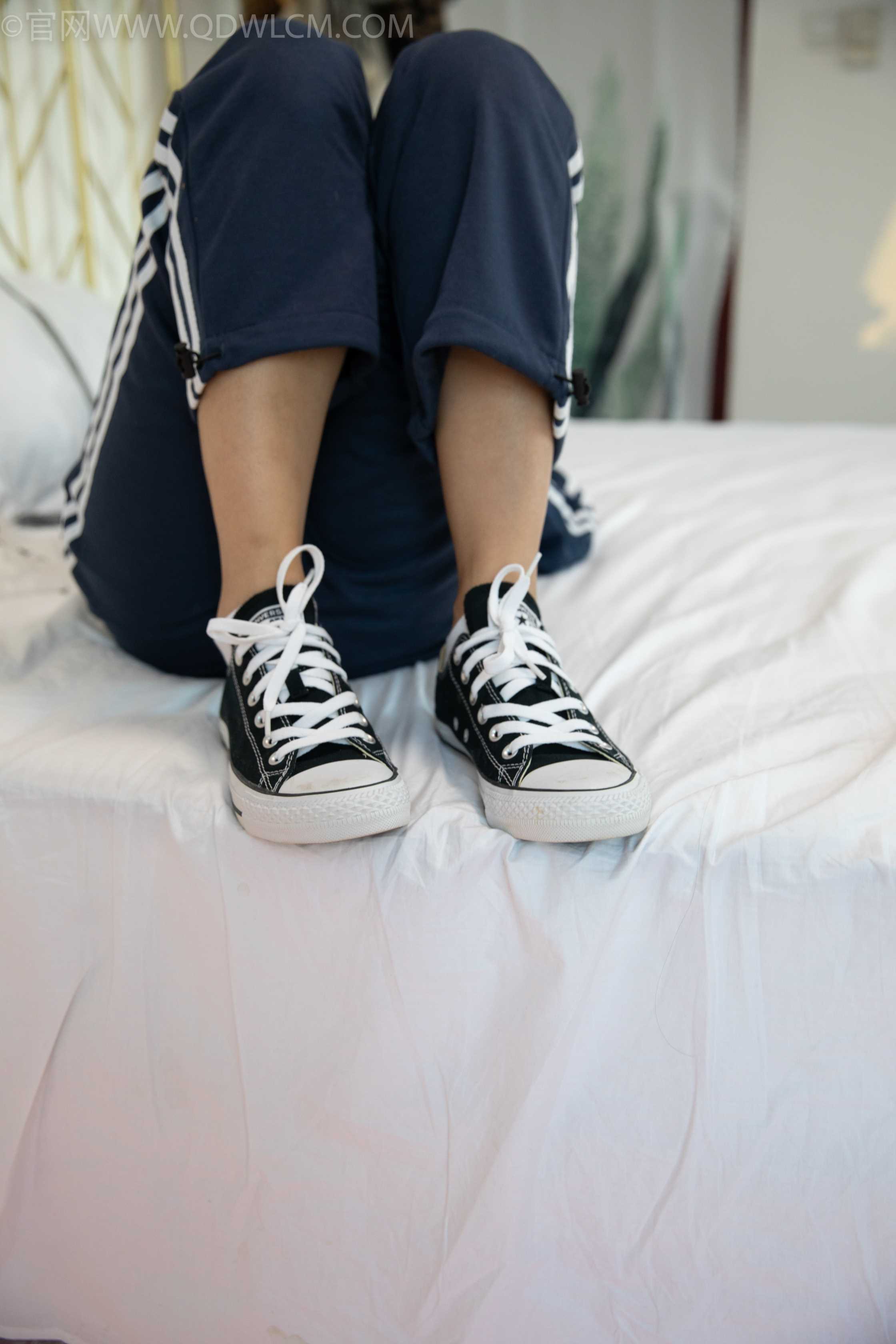 物恋传媒 NO.1057 雅梦-重回18岁 [150P+1V／4.23GB]