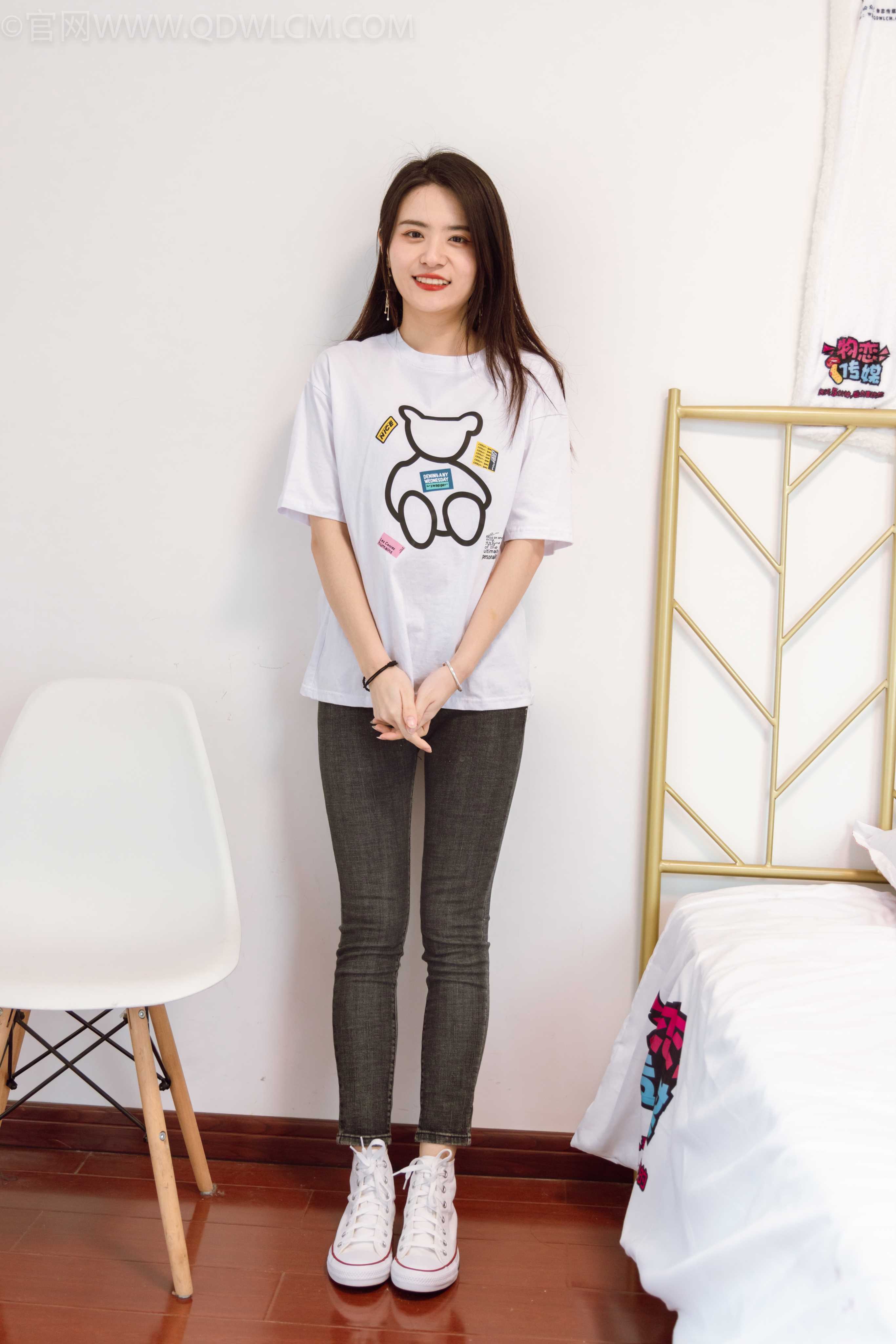 物恋传媒 NO.1064 然然-柳絮飞 [142P+1V／4.26GB]