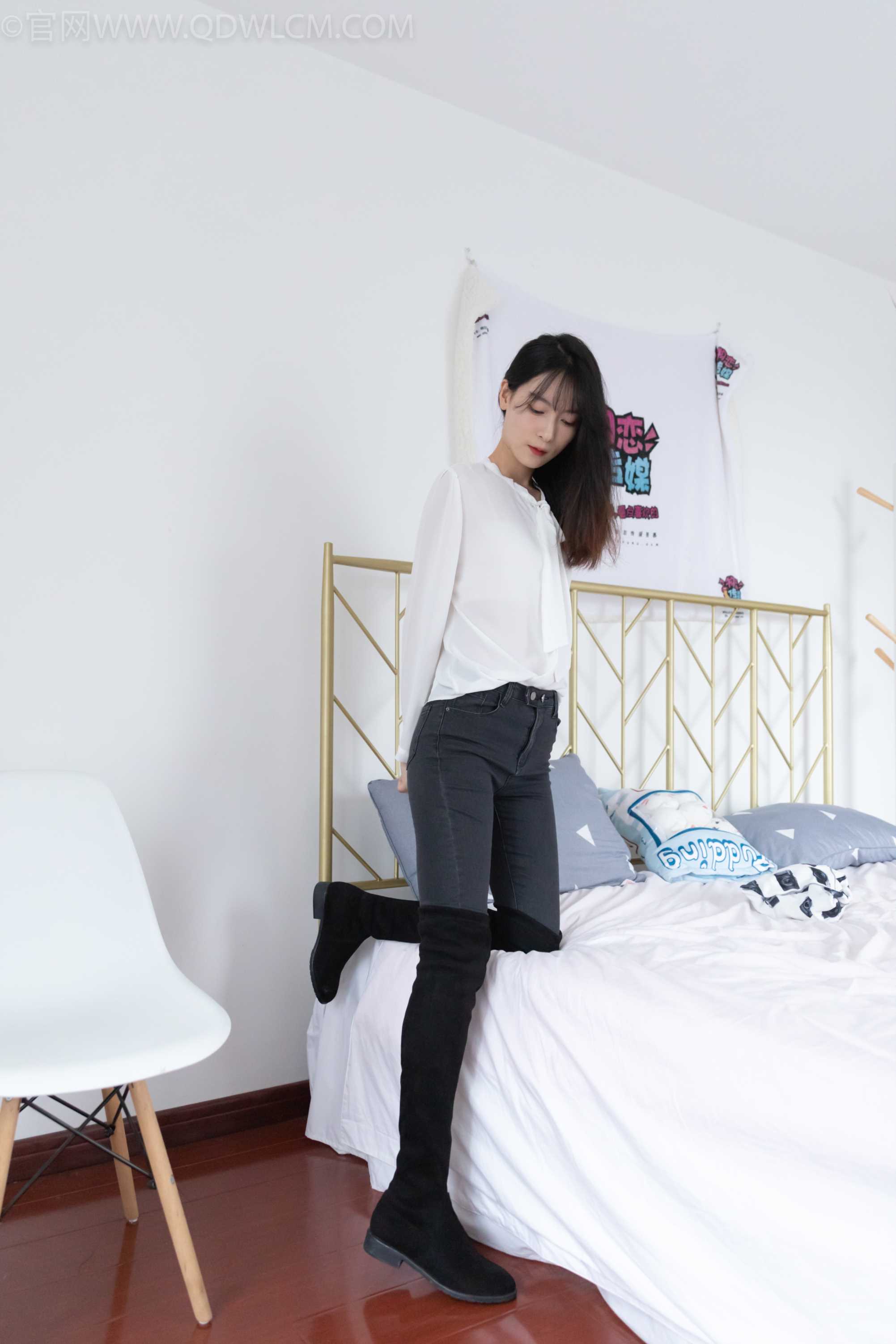 物恋传媒 NO.1080 猫耳-轻OL风 [179P+1V／3.96GB]