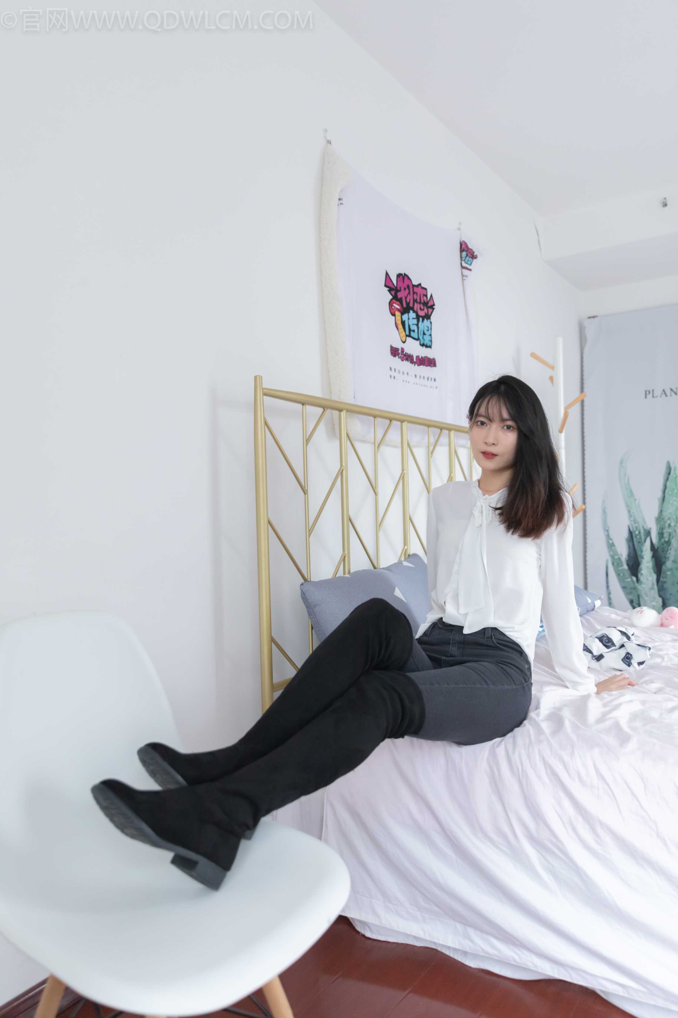 物恋传媒 NO.1080 猫耳-轻OL风 [179P+1V／3.96GB]