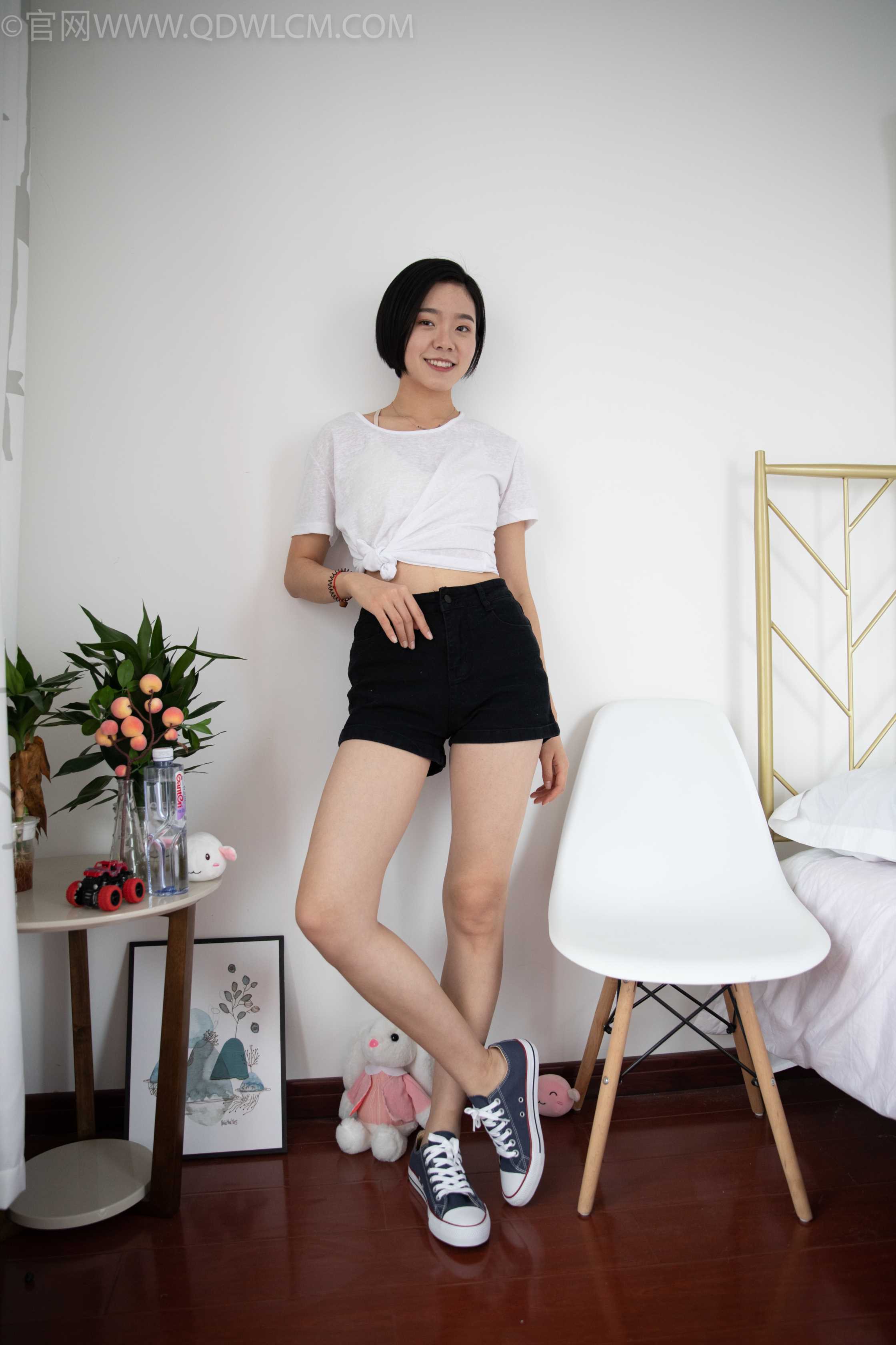 物恋传媒 NO.1081 小飞-运动少女 [201P+1V／4.98GB]