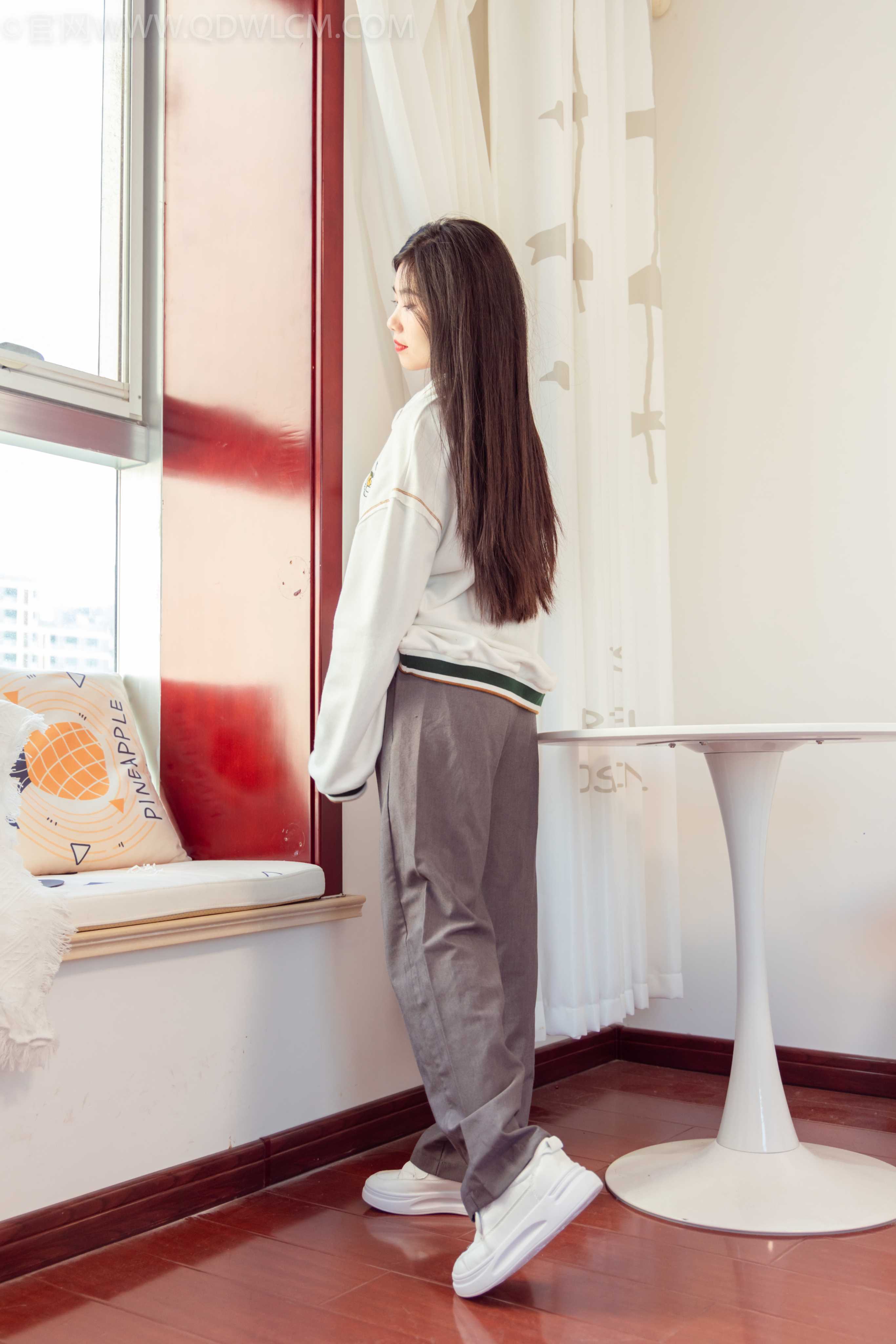 物恋传媒 NO.1085 米米-与可爱相伴 [143P+1V／3.58GB]