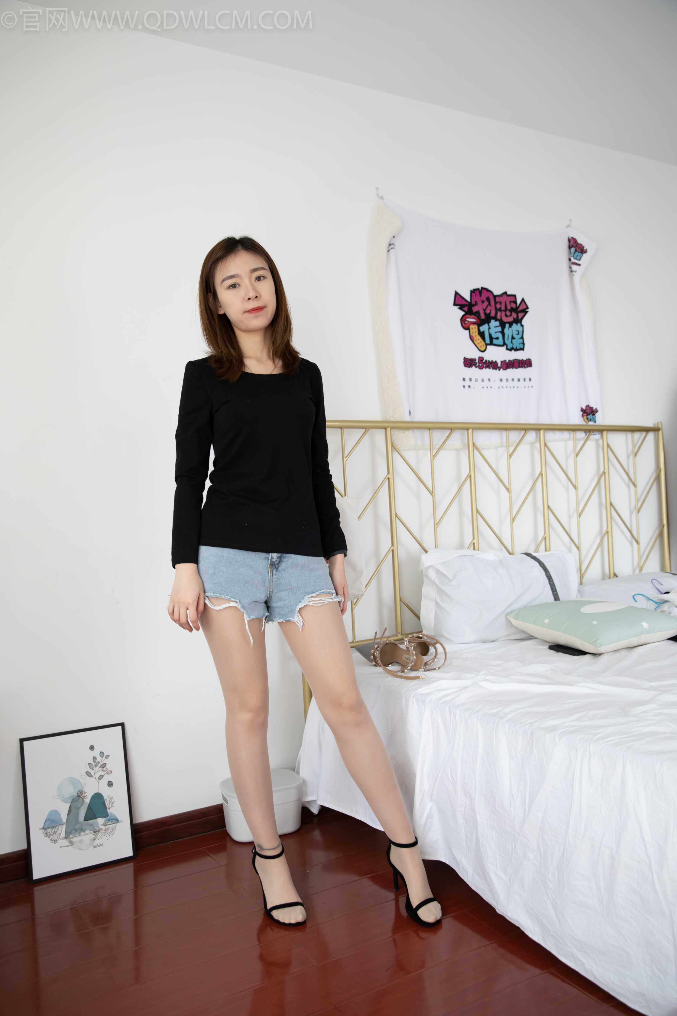 物恋传媒 NO.1096 婷婷-温暖相伴 [141P+1V／6.10GB]