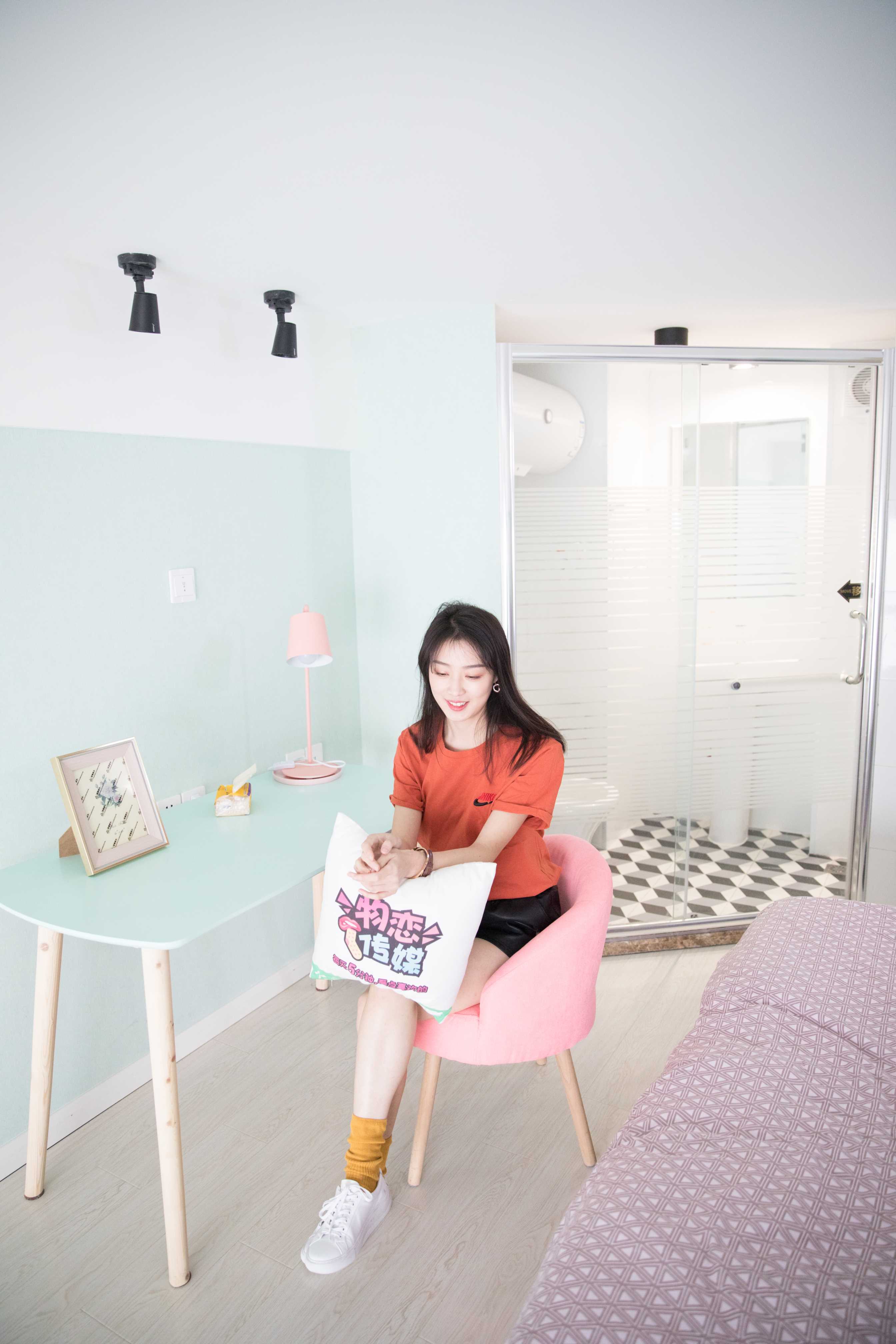 物恋传媒 No.104 心怡-爱像一道光，如此美妙  [158P+1V2.99GB]