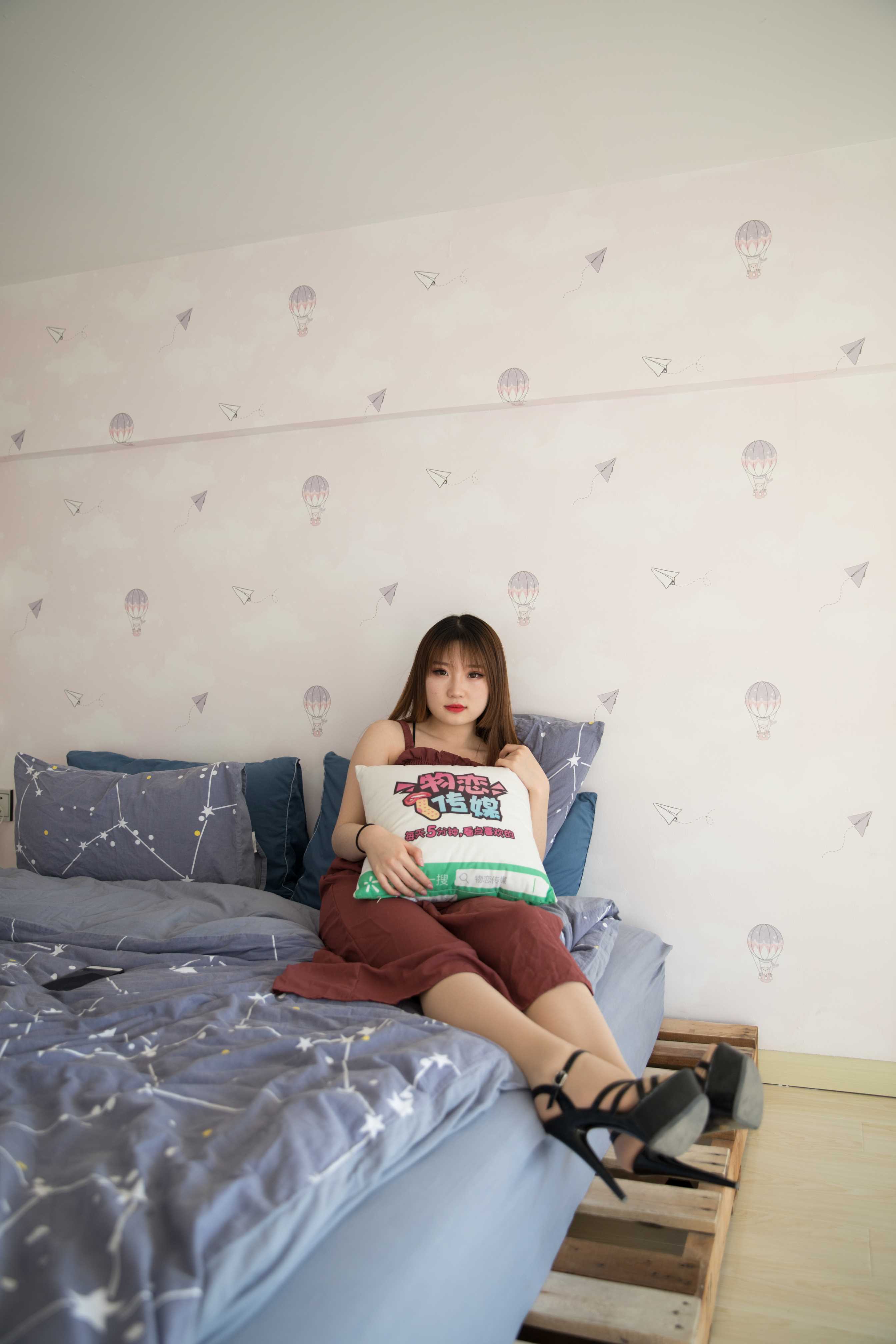 物恋传媒 No.115 拓拓-捕获小可爱女生一枚  [143P+1V2.48GB]