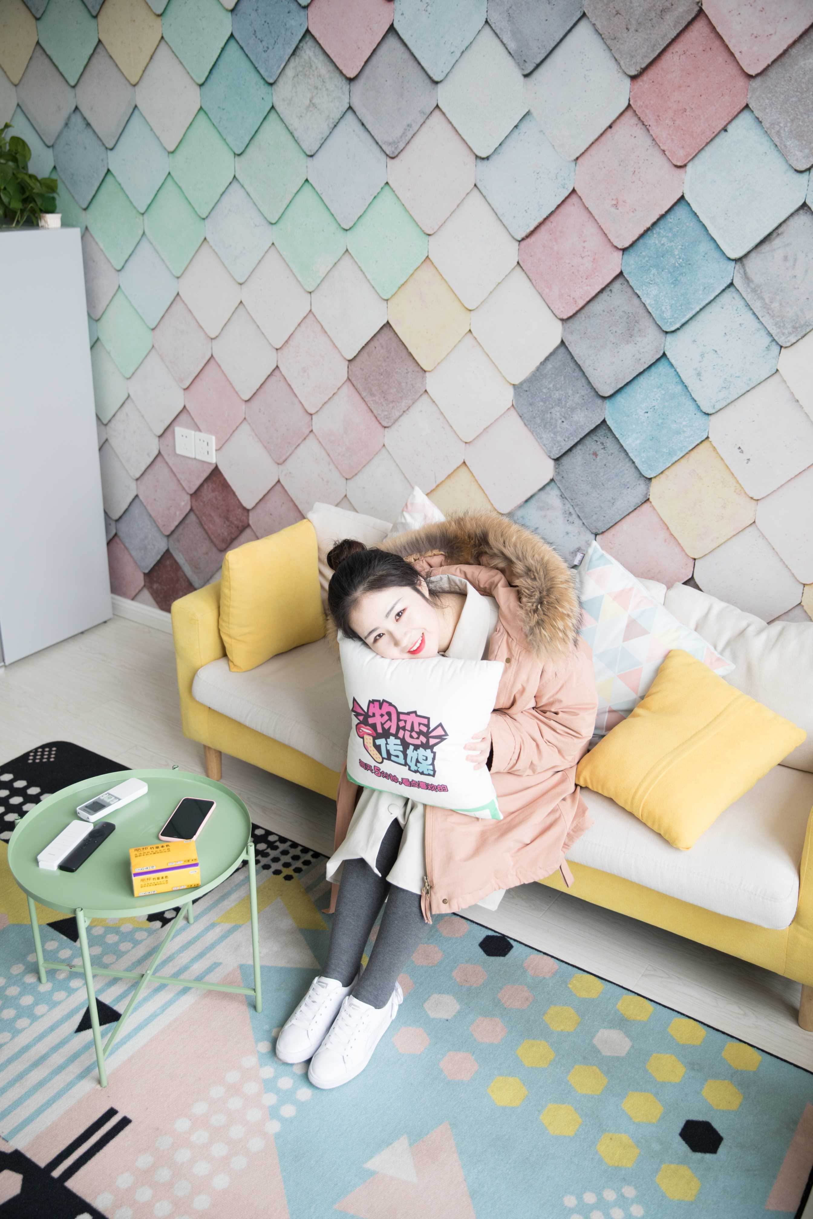 物恋传媒 No.117 蕾-送你一朵小太阳  [169P+1V3.08GB]