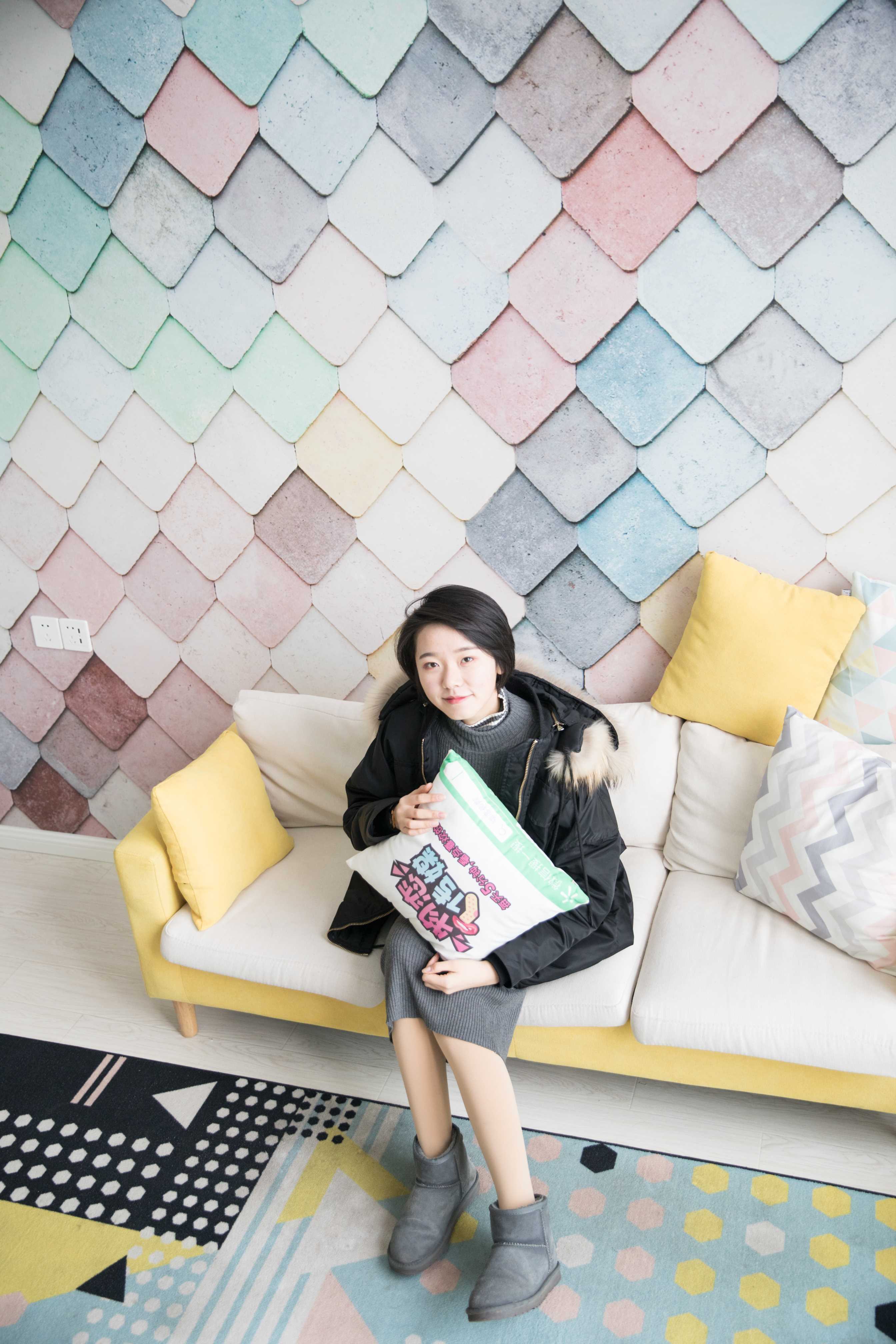 物恋传媒 No.128 小飞-可爱的短发姑娘  [138P+1V2.53GB]