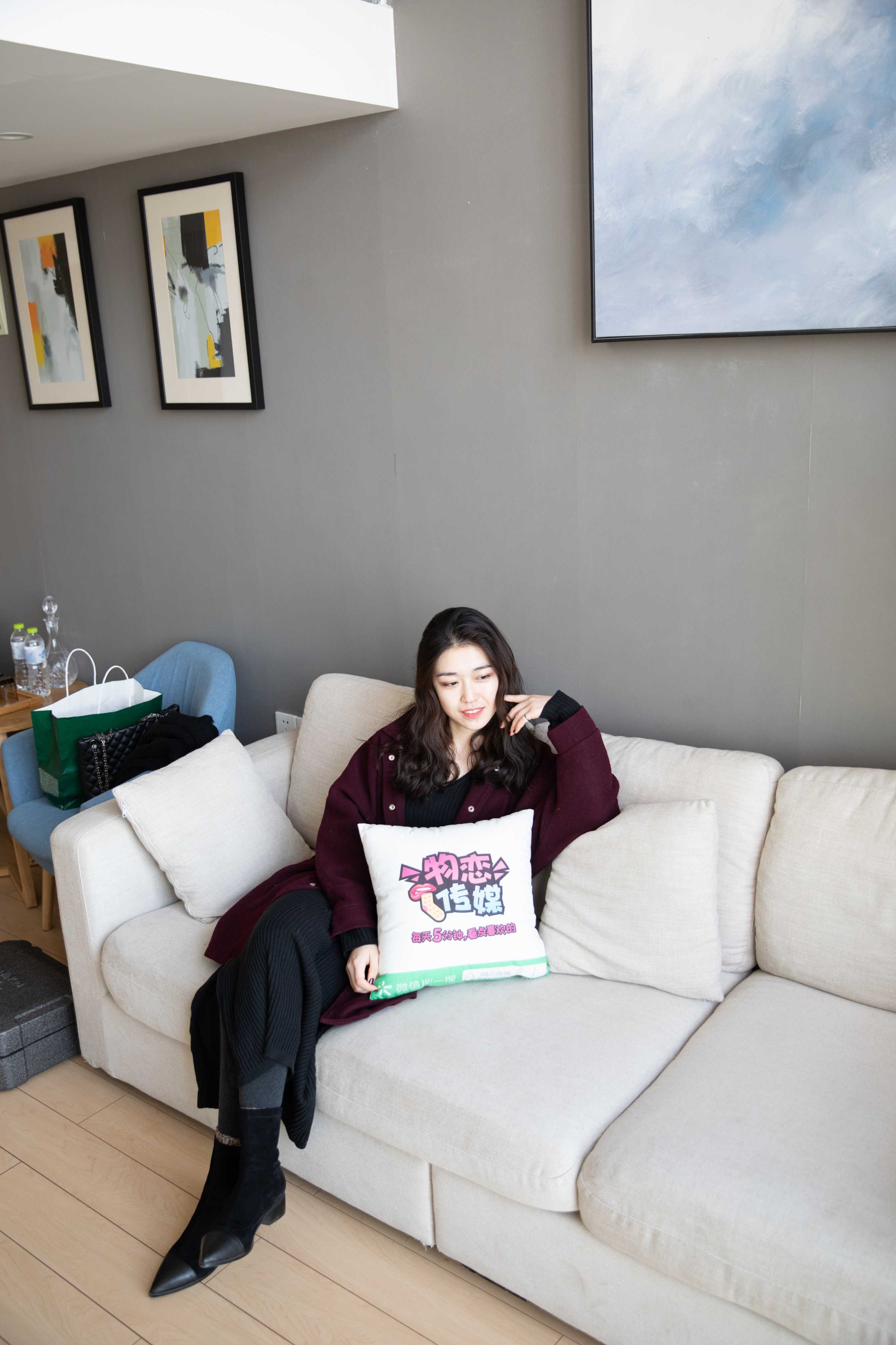 物恋传媒 No.129 佳琪-渣女大波浪？no,no,no  [157P+1V1.88GB]