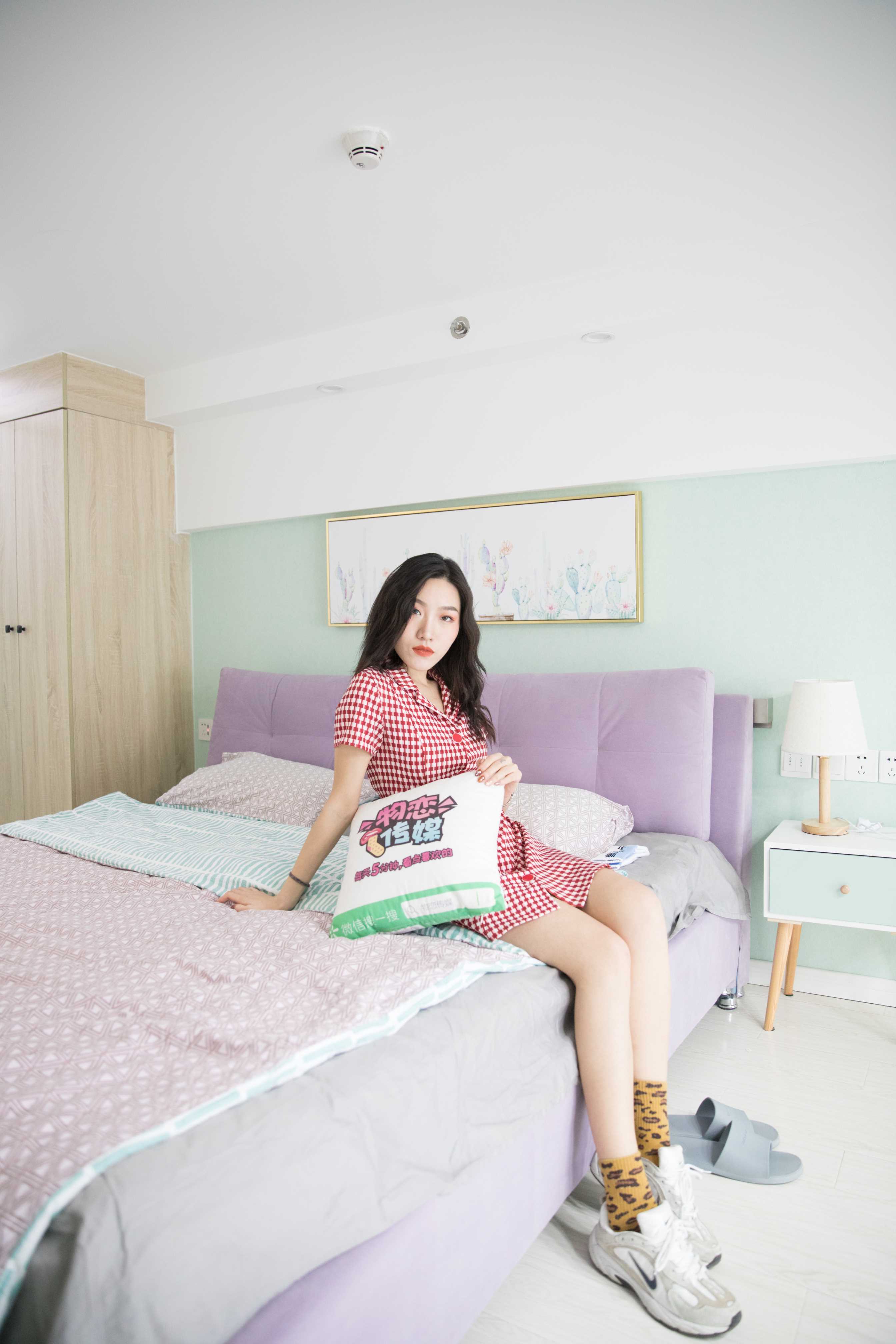 物恋传媒 No.138 语梦-送你一杯鸳鸯奶茶  [154P+1V2.94GB]