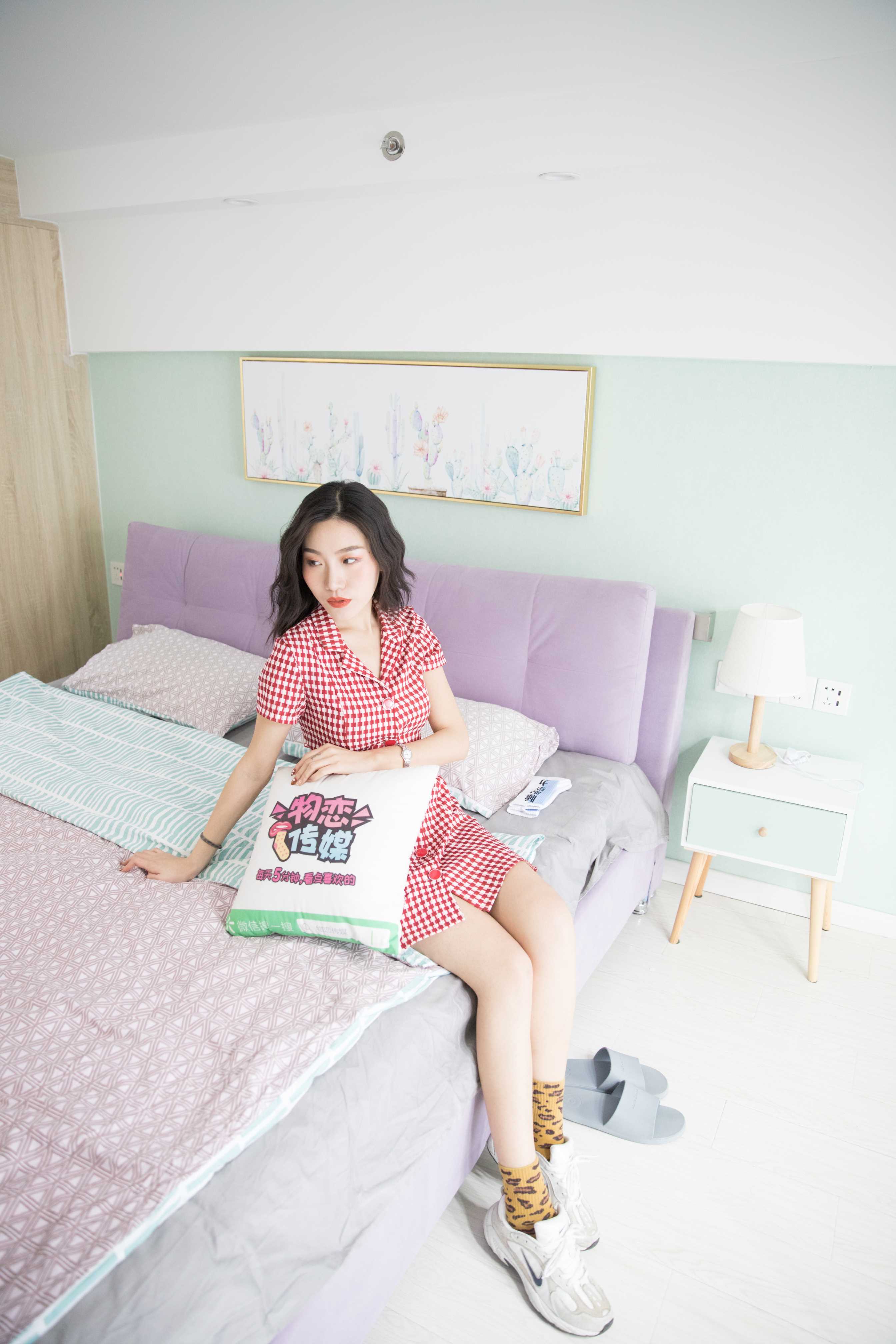 物恋传媒 No.138 语梦-送你一杯鸳鸯奶茶  [154P+1V2.94GB]