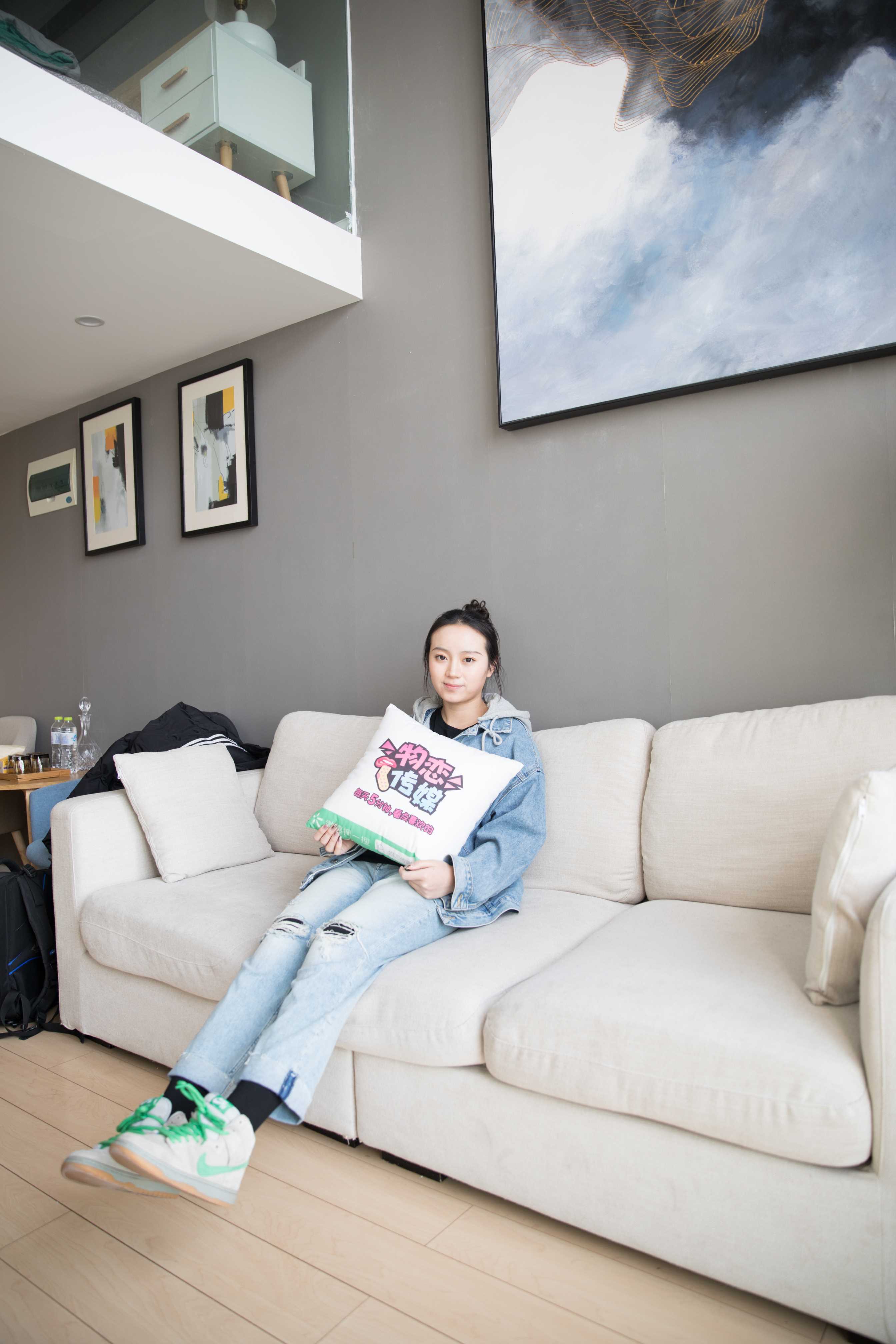 物恋传媒 No.141 叶然-休闲装下的经典搭配  [140P+1V2.6G]