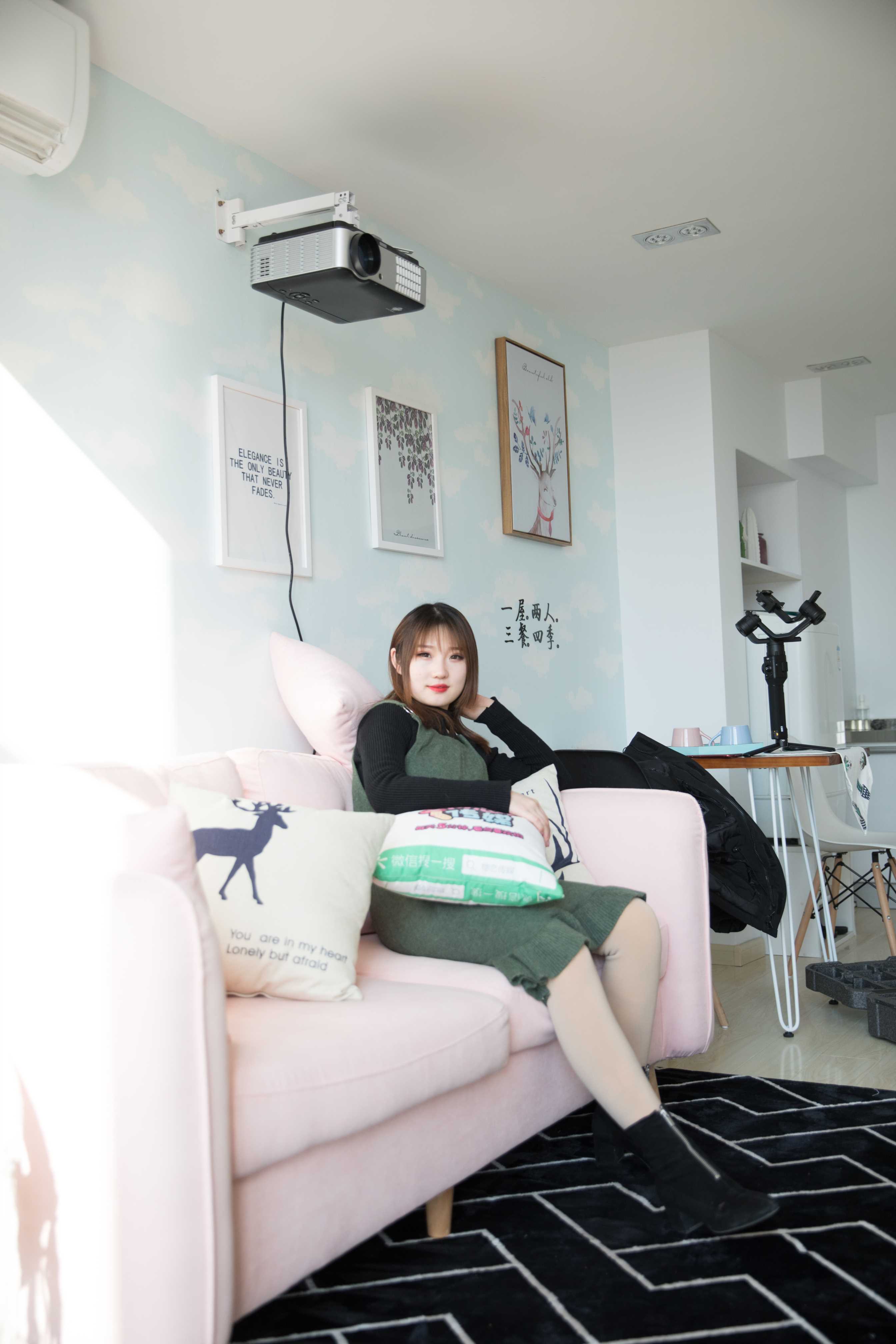 物恋传媒 No.144 拓拓-五一快乐哦  [139P+1V2.23G]