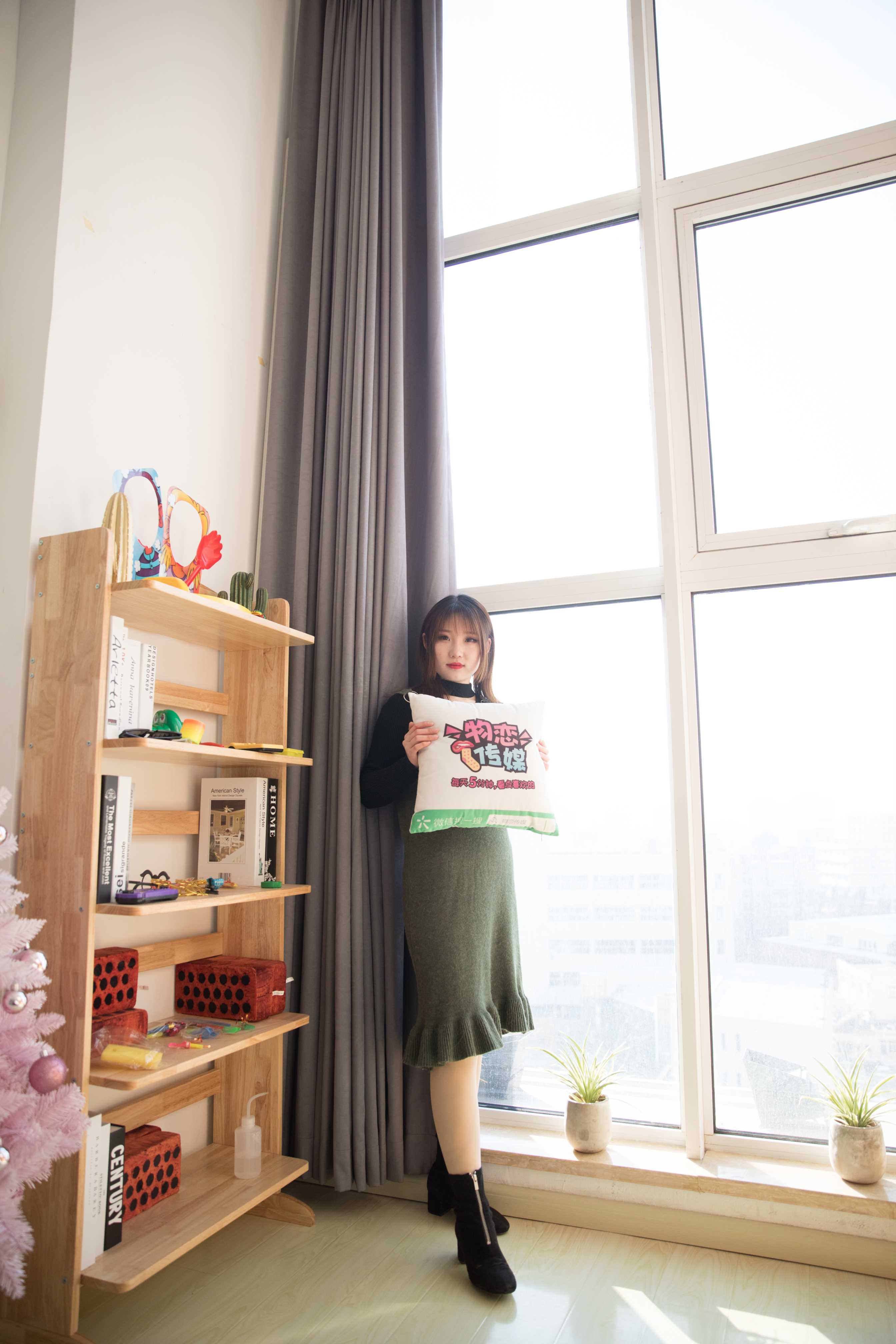 物恋传媒 No.144 拓拓-五一快乐哦  [139P+1V2.23G]