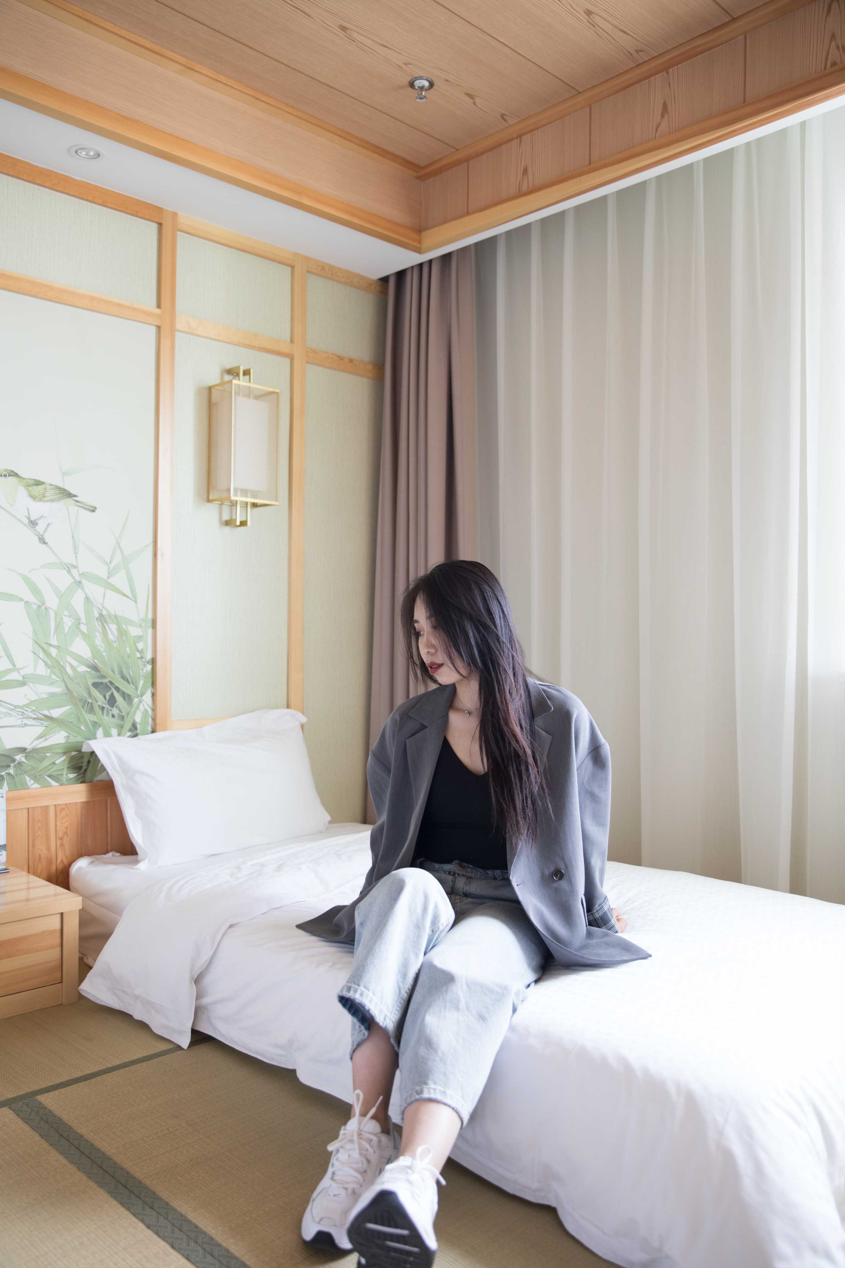 物恋传媒 No.155 璐璐-舞蹈系女生的运动风  [158P+1V4.57G]