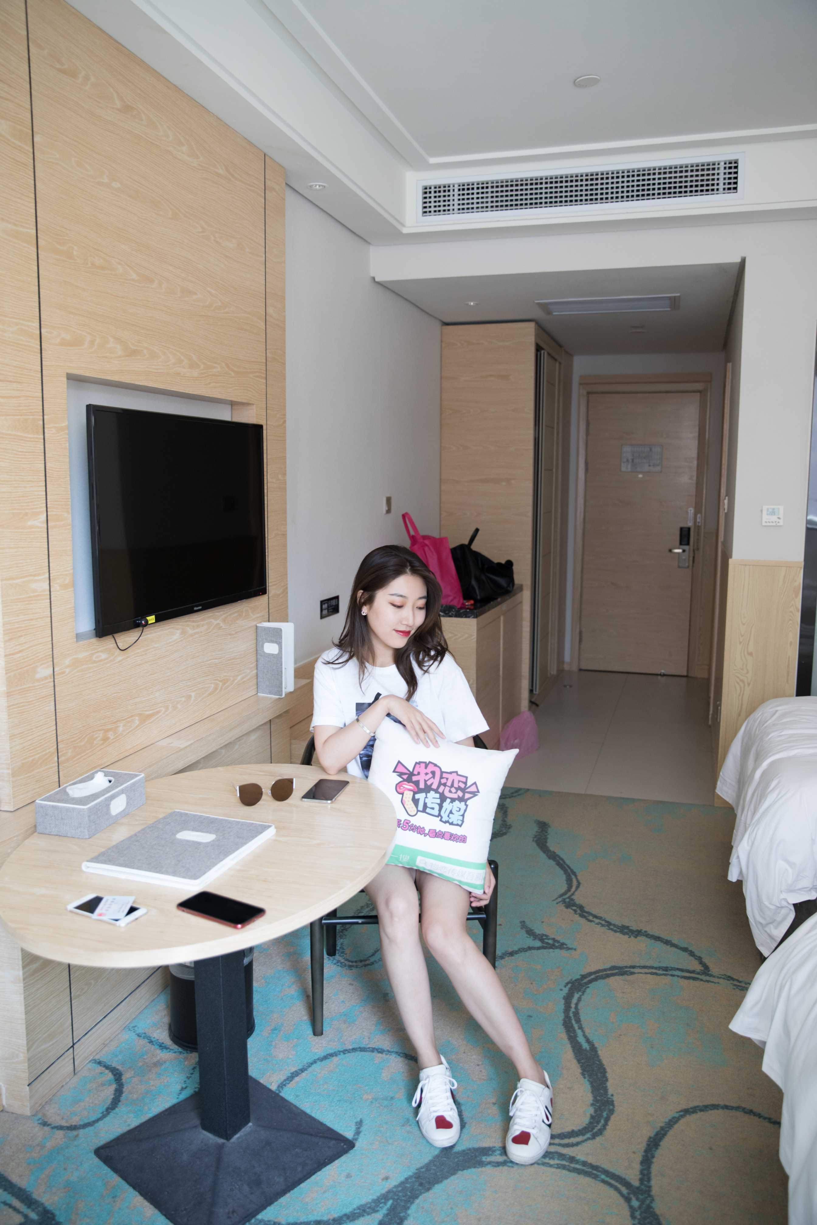 物恋传媒 No.161 雅梦-给你的心，永不缺席  [124P+1V1.96G]