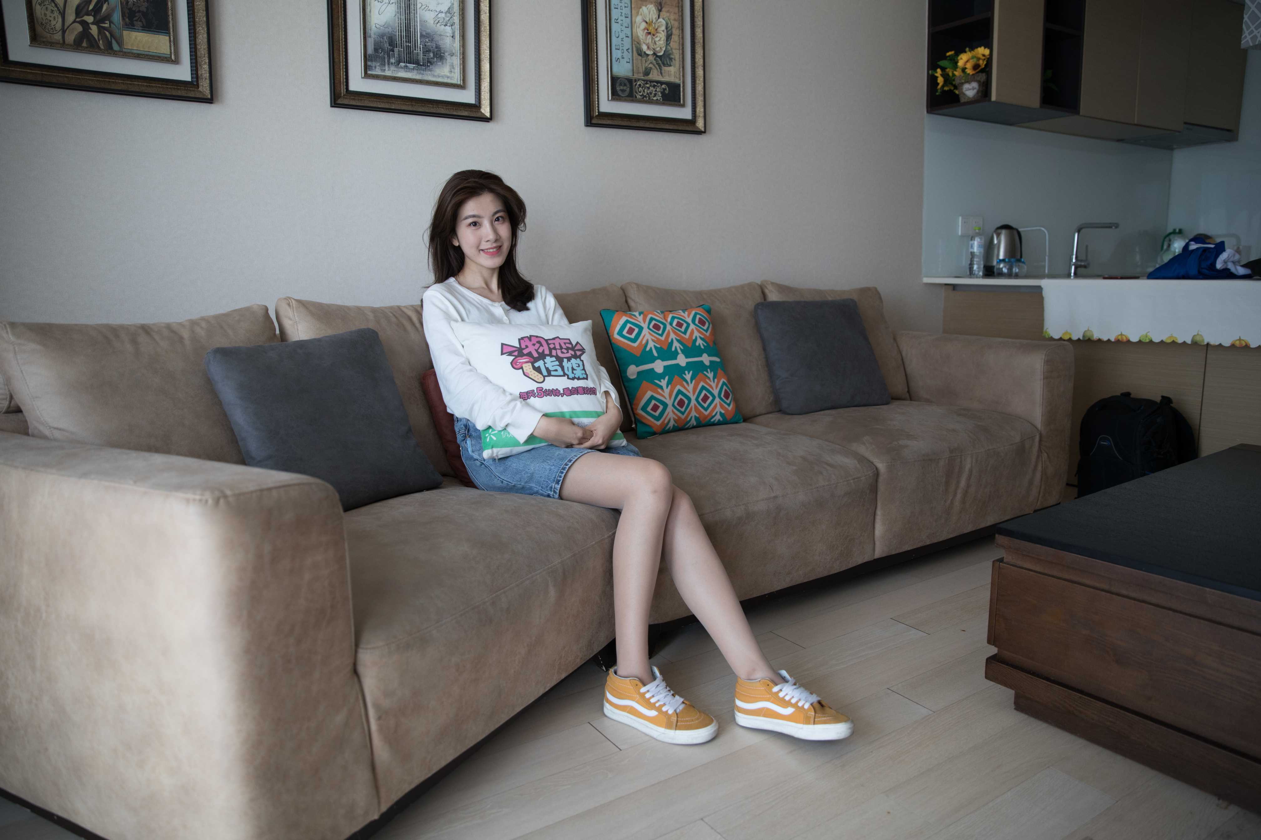 物恋传媒 No.166 柠檬-vans配  [147P+1V2.88G]