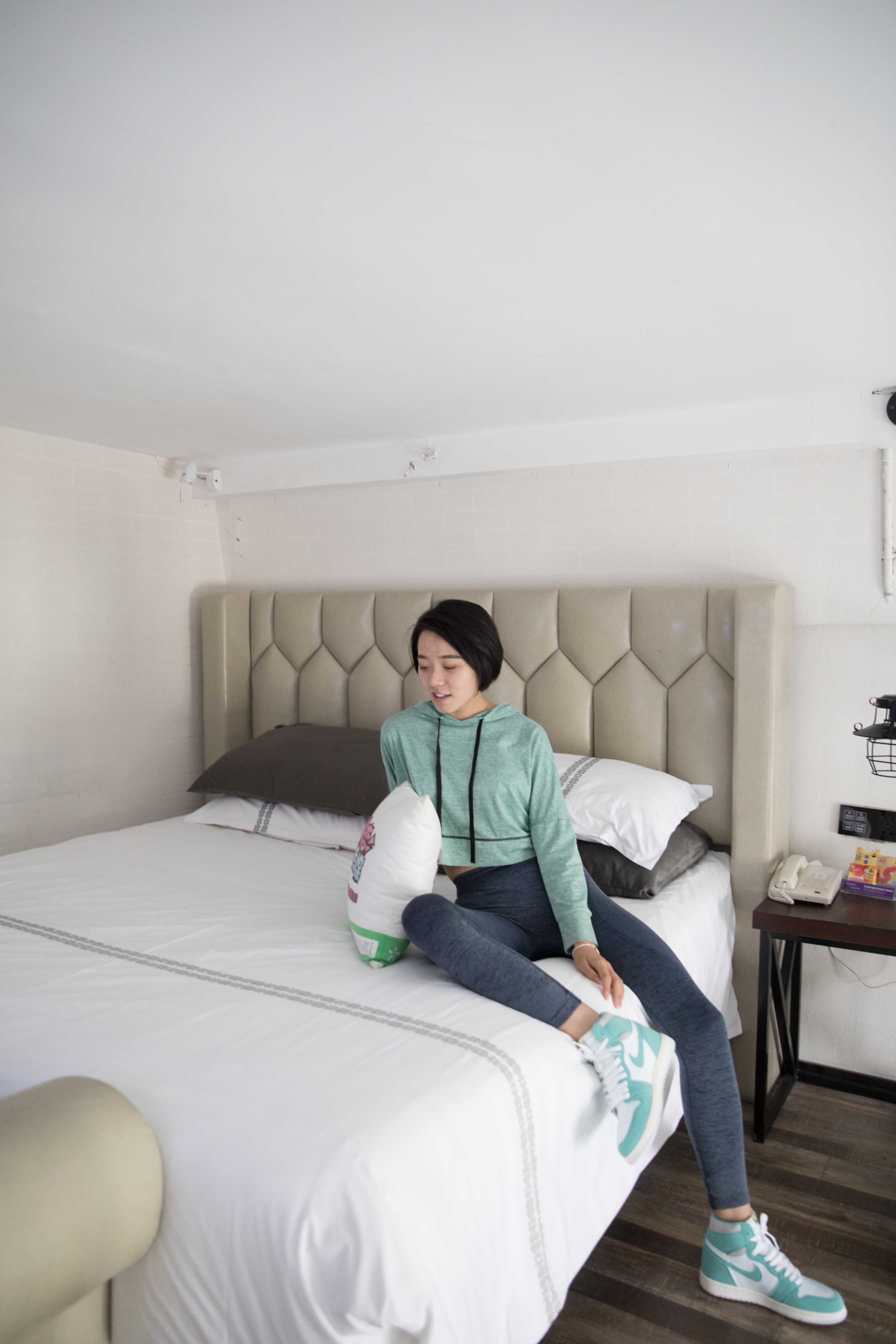 物恋传媒 No.168 小飞-清爽利落的运动风  [134P+1V3.93G]