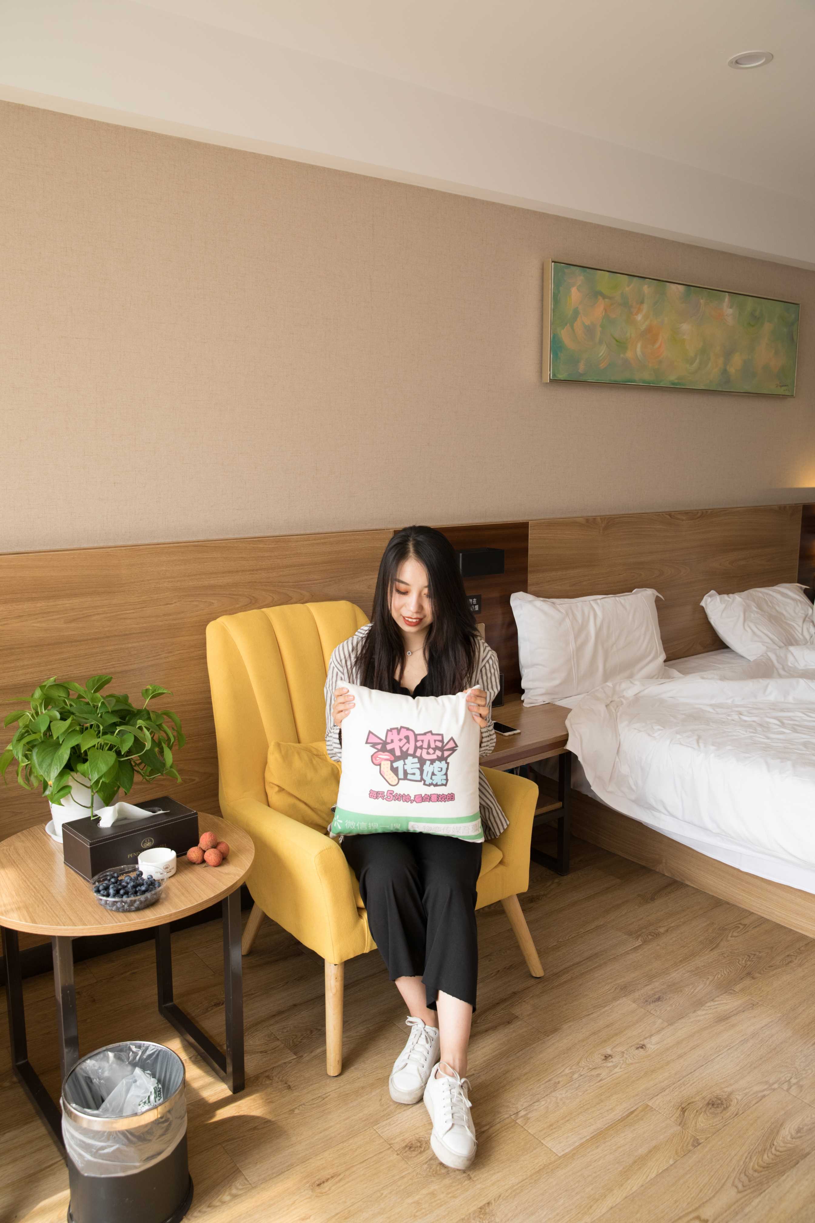 物恋传媒 No.170 璐璐-舞蹈系女生的清新日常  [150P+1V3.44G]